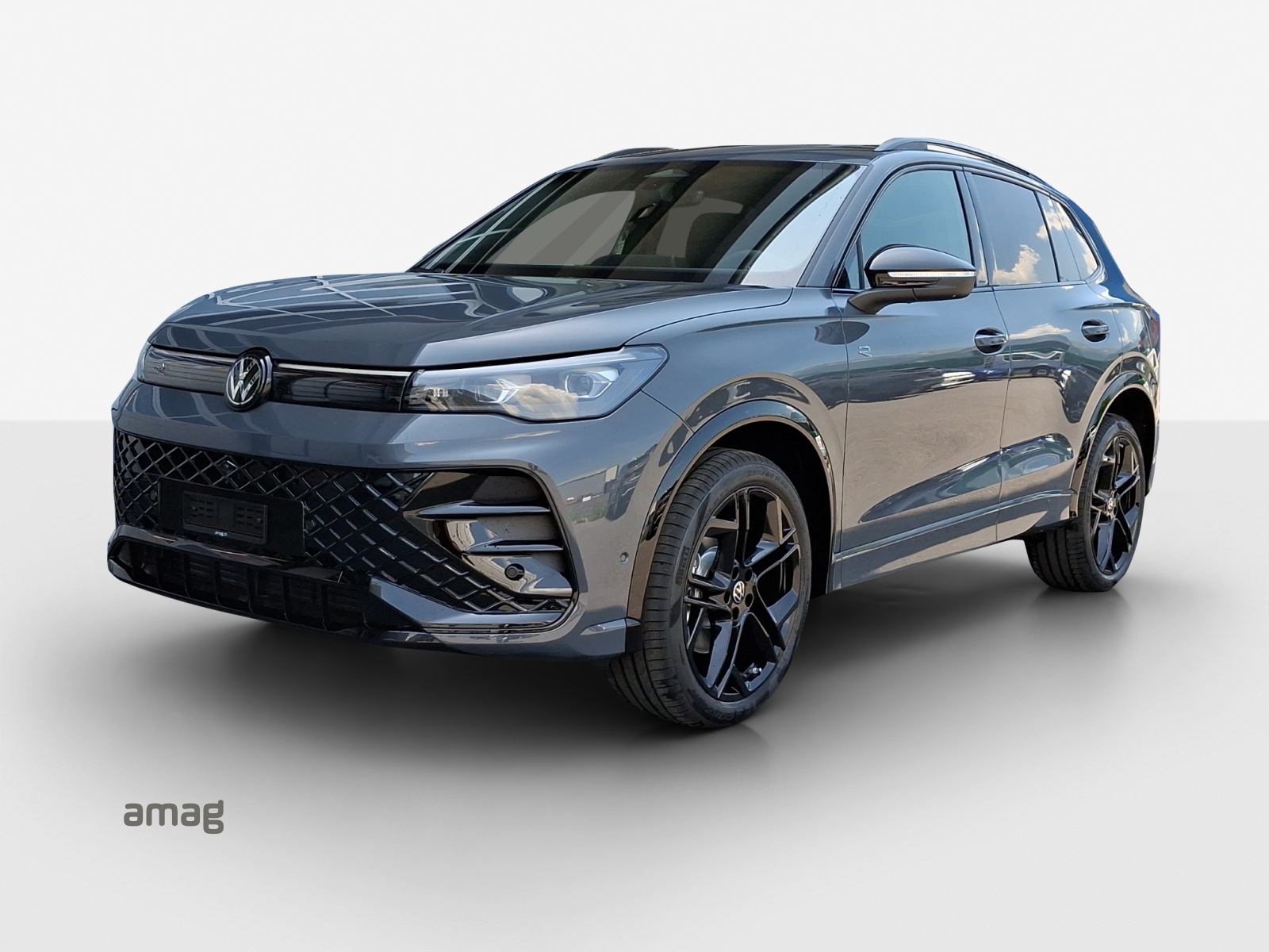 VW Tiguan 2.0 TSI DSG R-Line 4Motion-image-0