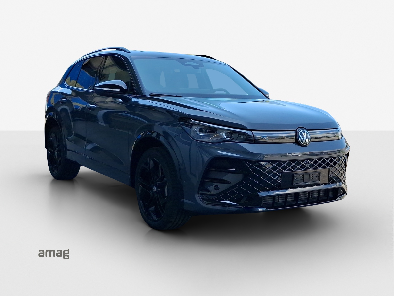 VW Tiguan 2.0 TSI DSG R-Line 4Motion-image-5