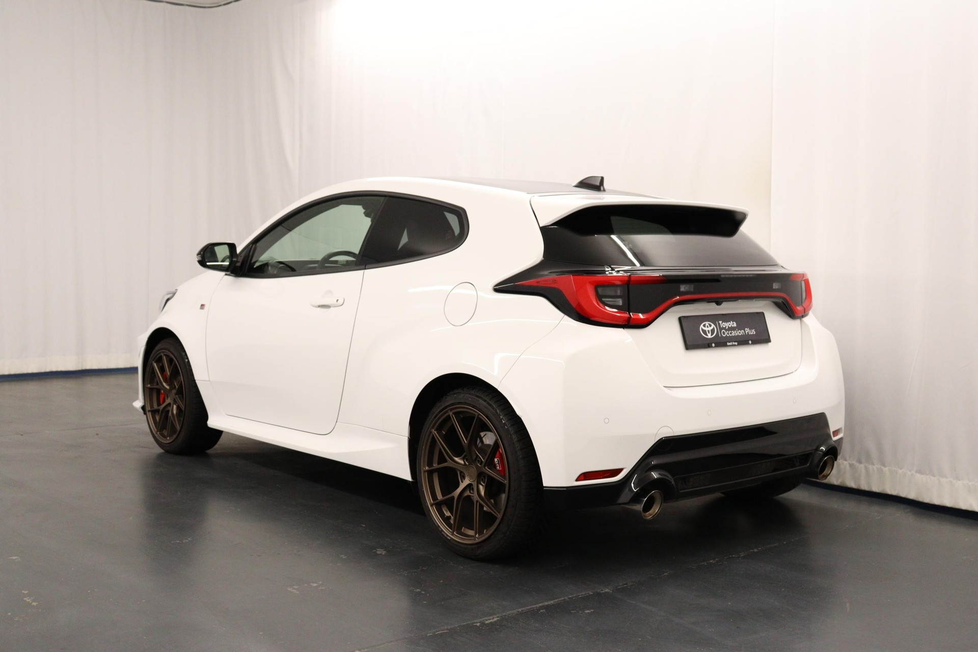 TOYOTA GR Yaris 1.6 Turbo Sport 4x4-image-6