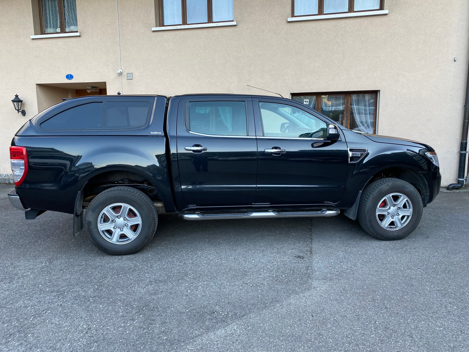FORD Ranger LTD 3.2 TDCi 4x4-image-10