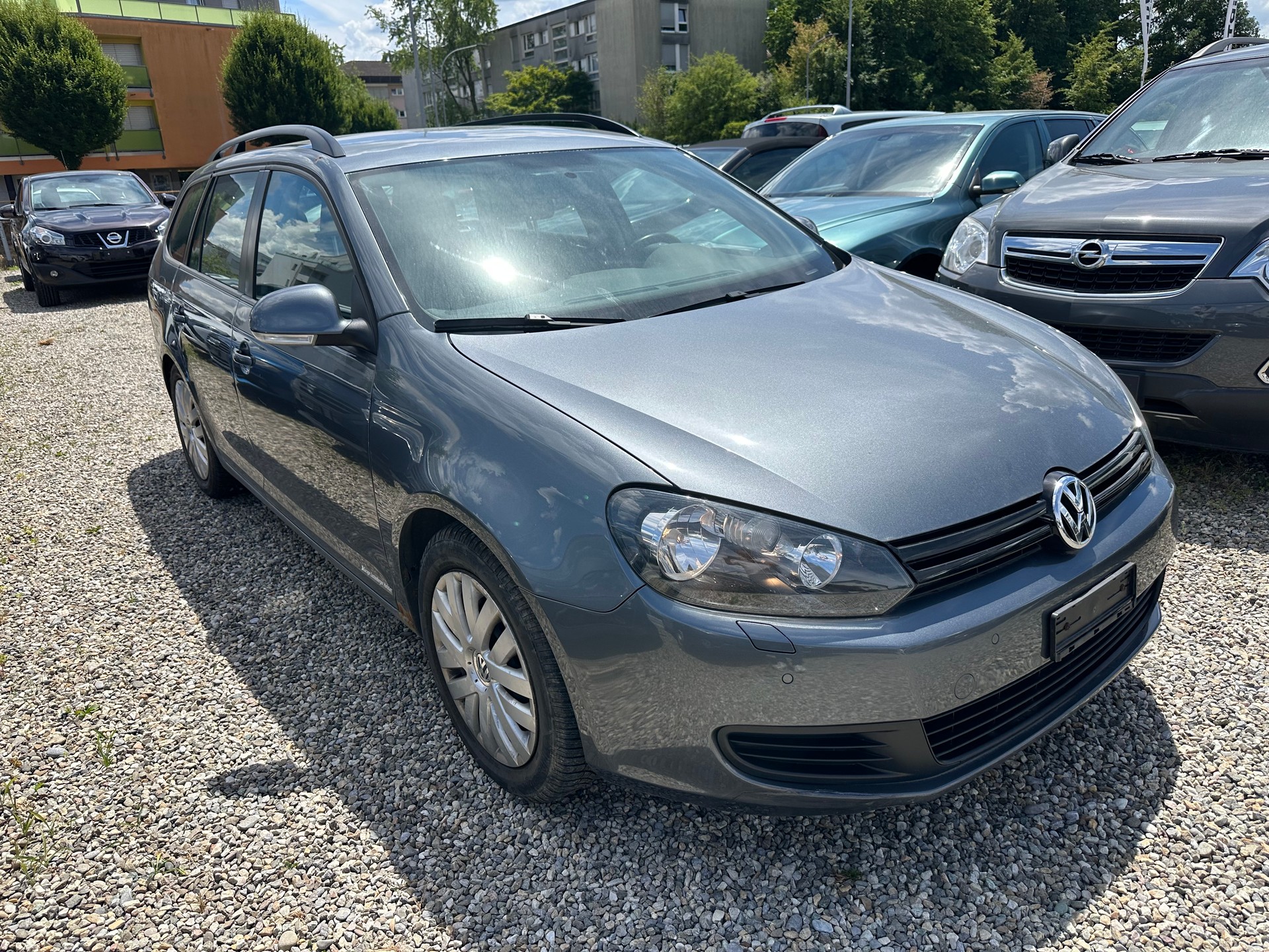 VW Golf Variant 1.6 TDI Comfortline 4Motion-image-0