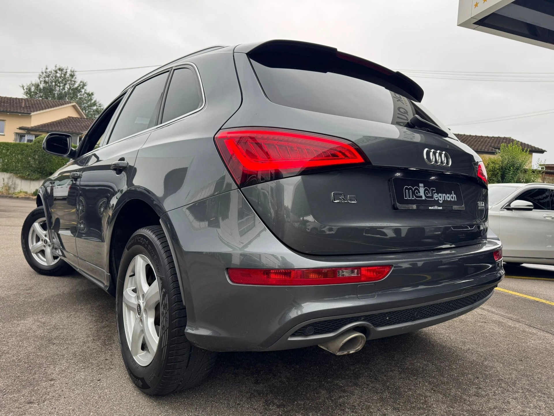 AUDI Q5 2.0 TDI quattro S-tronic-image-5