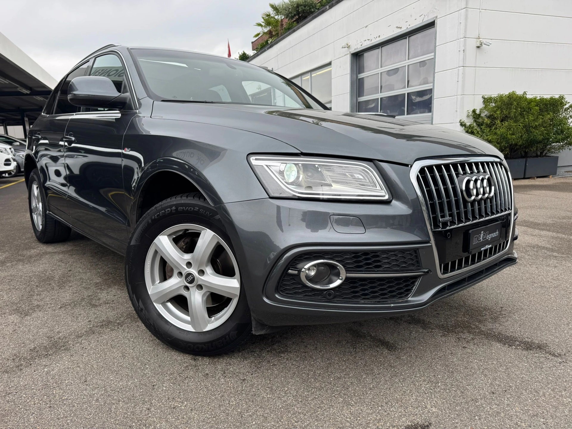 AUDI Q5 2.0 TDI quattro S-tronic-image-2