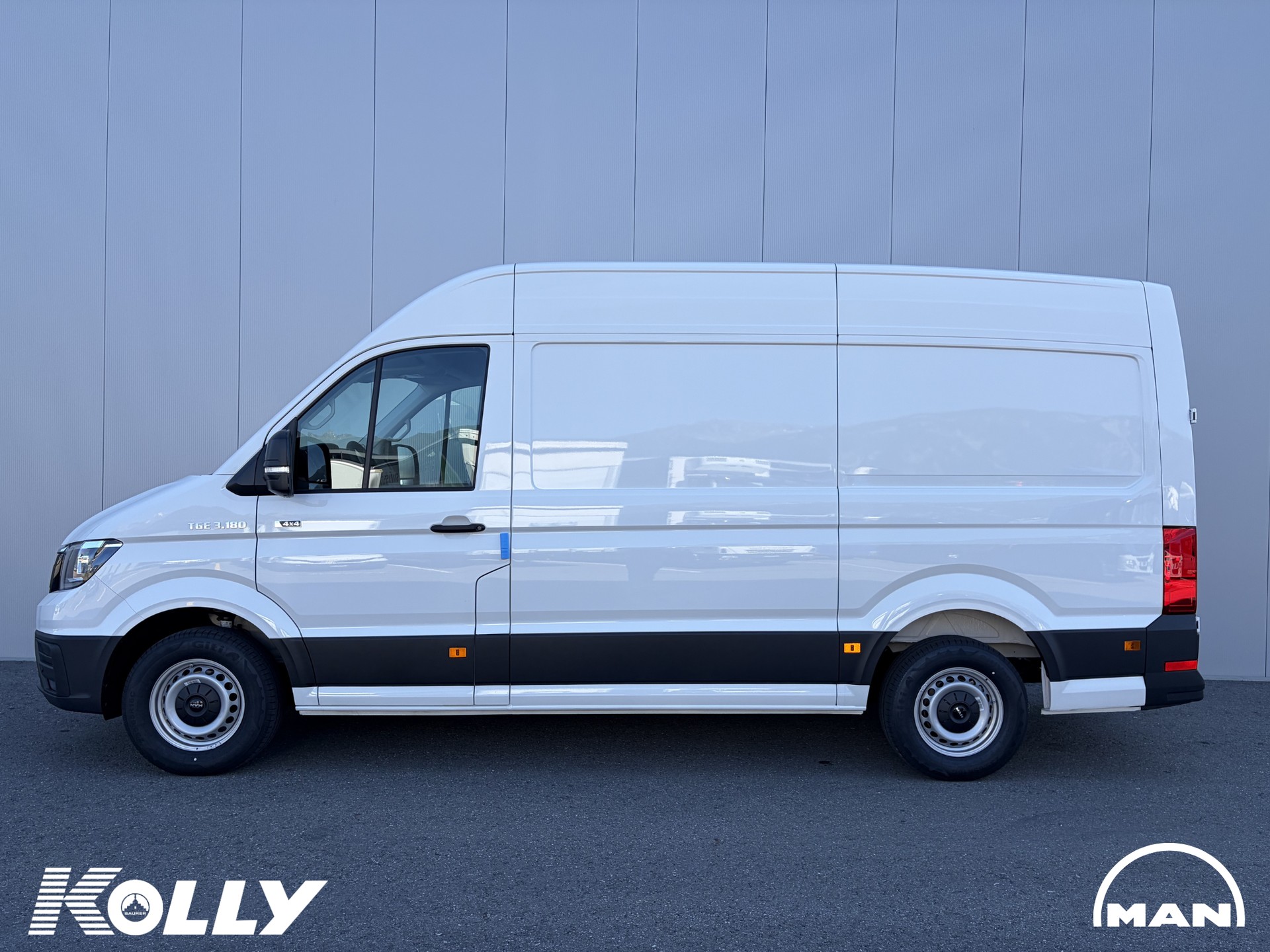 MAN 3.180 Fourgon 4x4-image-2