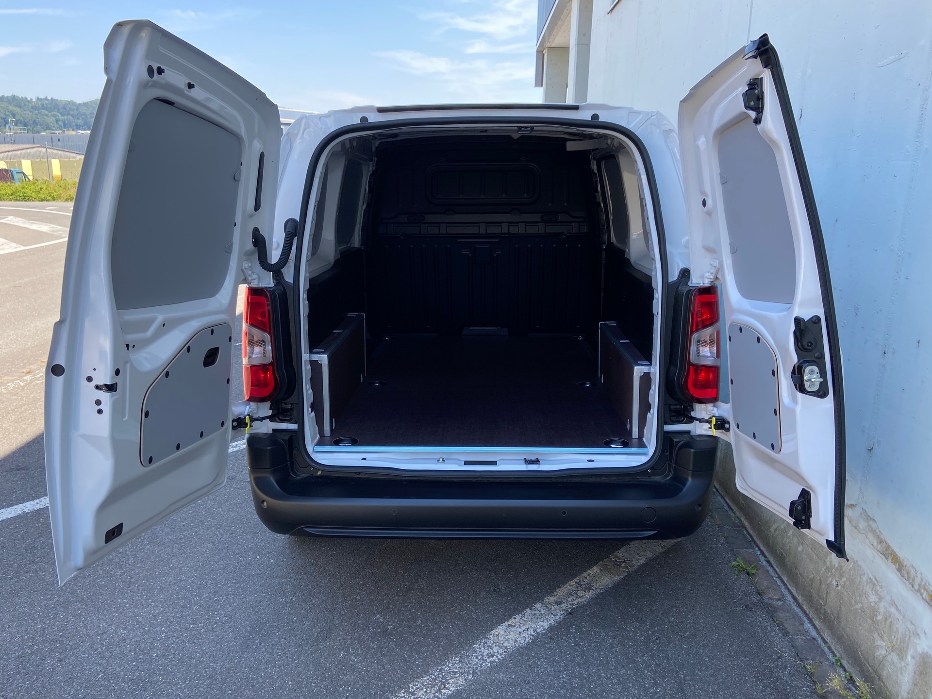 OPEL Combo Cargo 1.5 XL L2-image-10