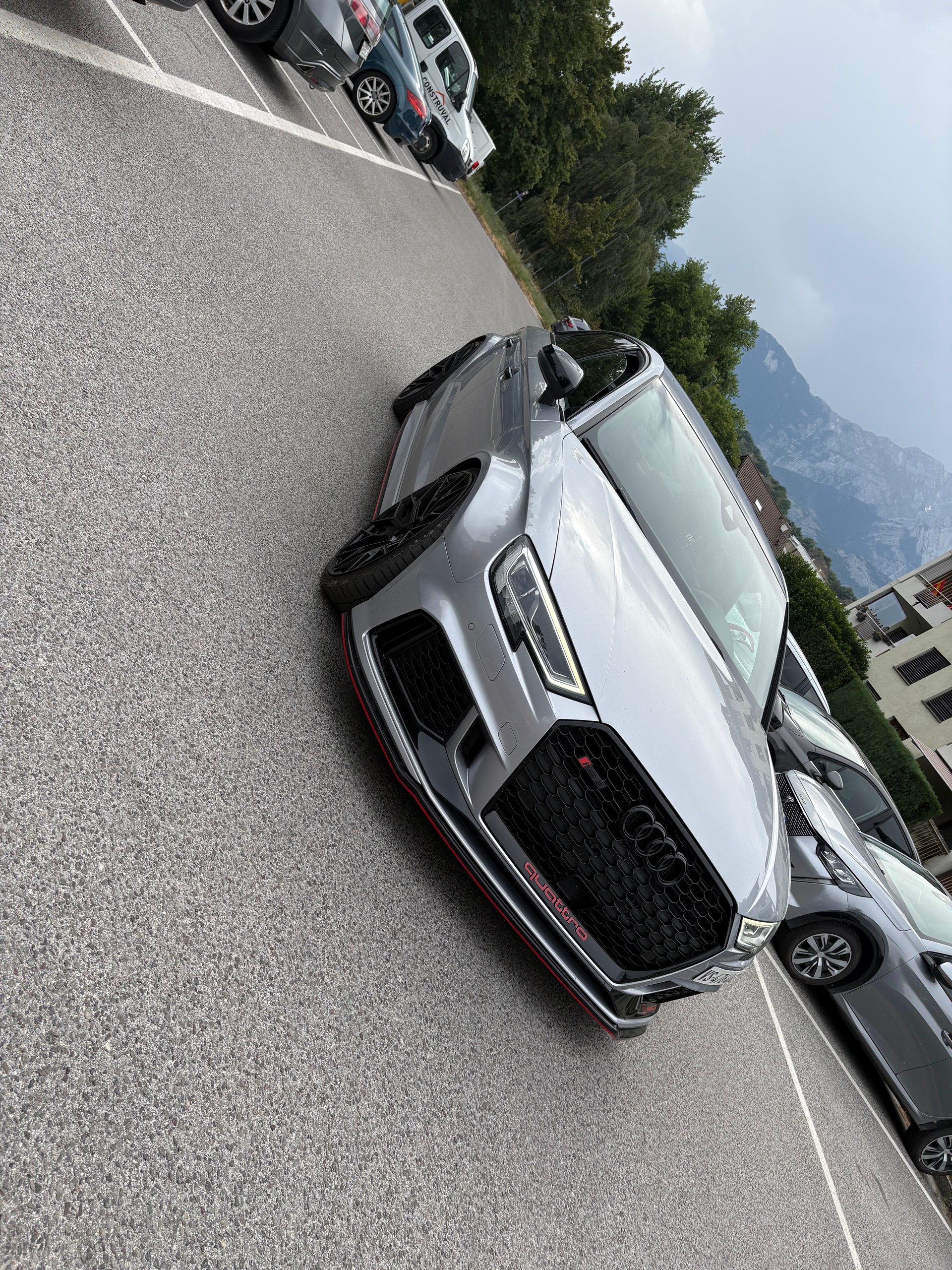 AUDI 2.5 T FSI quattro S-Tronic-image-3