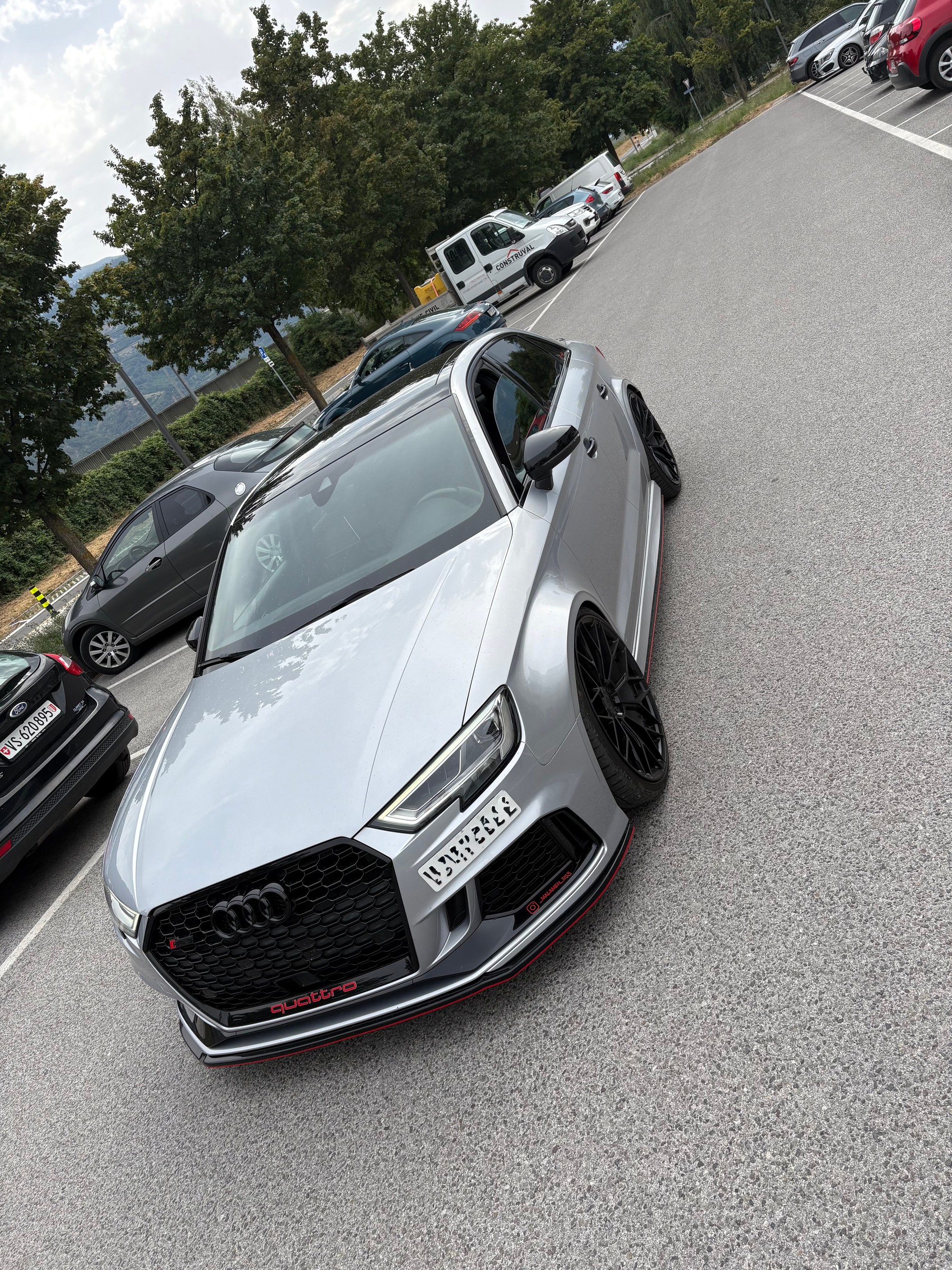 AUDI 2.5 T FSI quattro S-Tronic-image-2