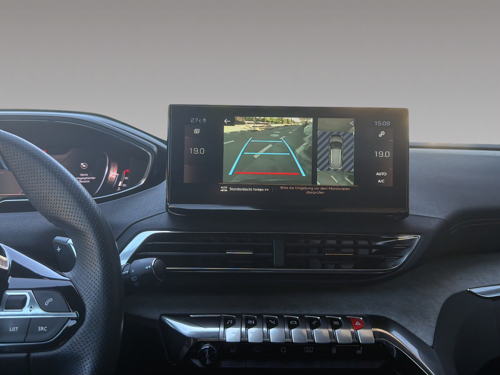 PEUGEOT 3008 1.2 PureTech GT Pack EAT8-image-12