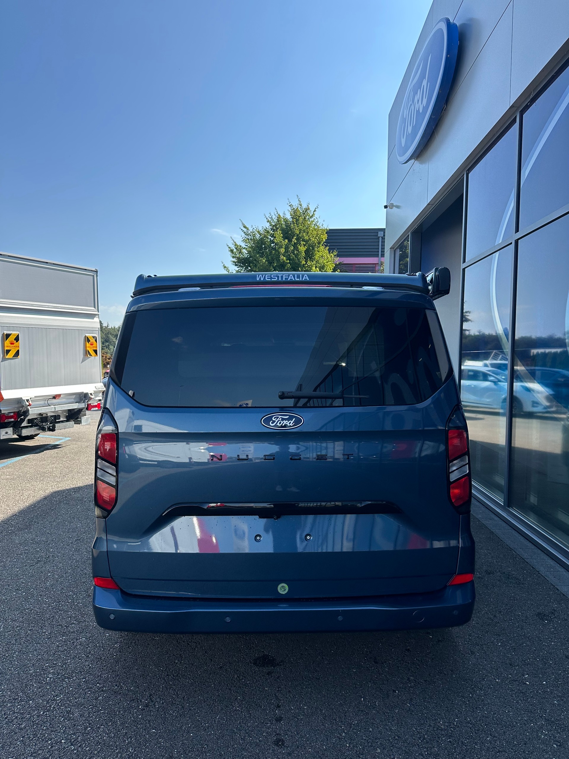 FORD Transit C Nugget 320 L1 2.0 Ec Titanium/170CV/Aut.-image-4