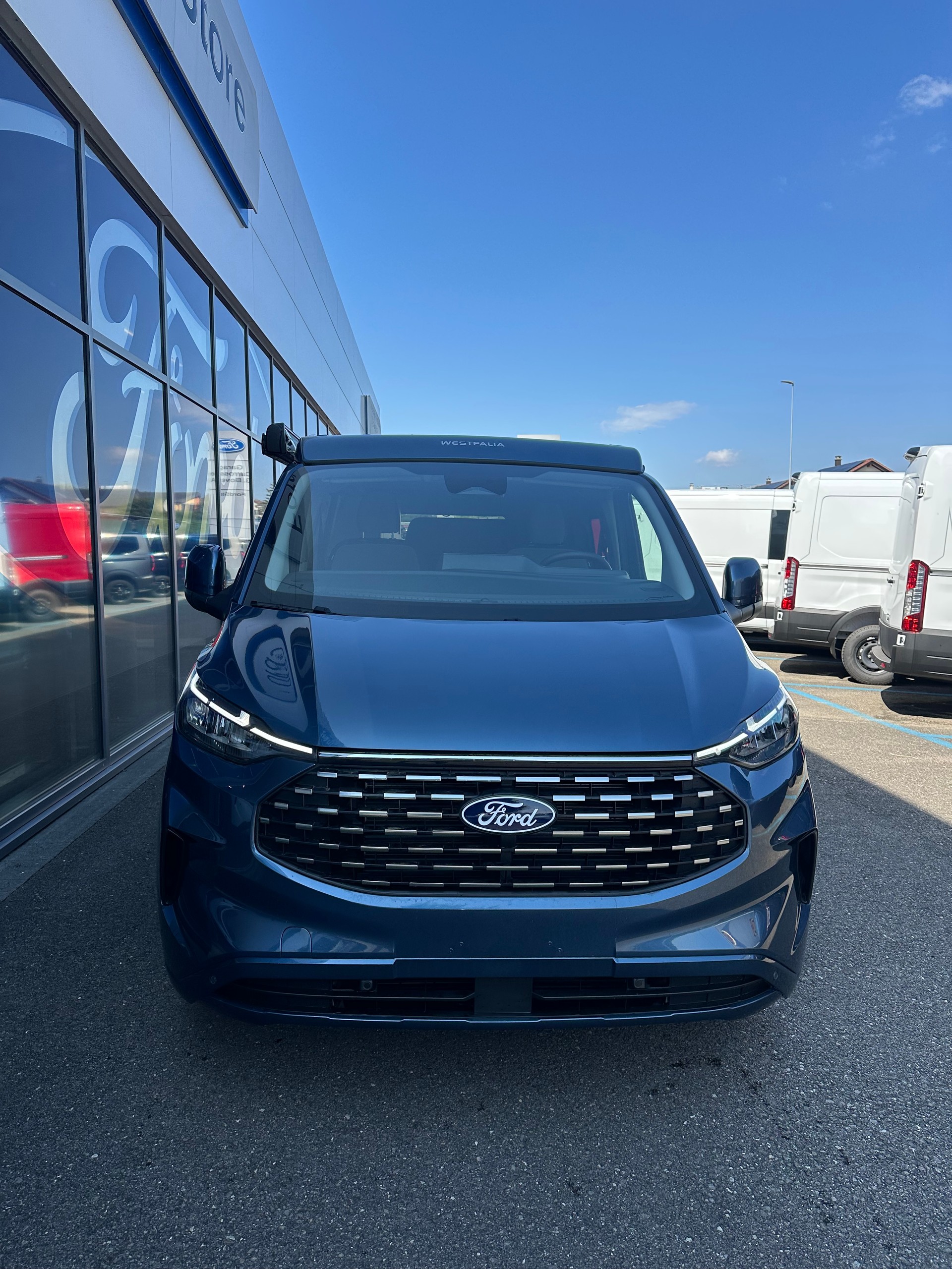 FORD Transit C Nugget 320 L1 2.0 Ec Titanium/170CV/Aut.-image-8