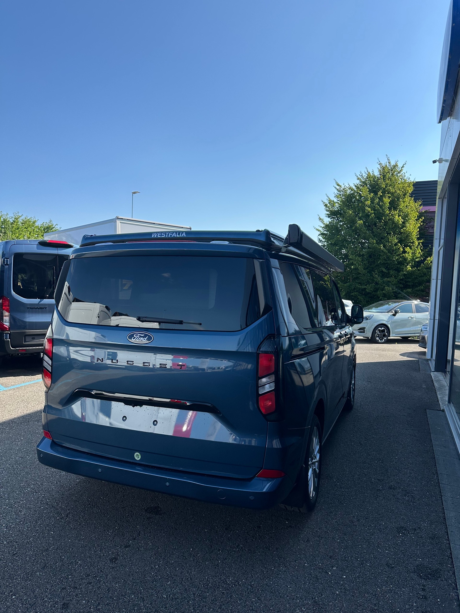 FORD Transit C Nugget 320 L1 2.0 Ec Titanium/170CV/Aut.-image-5