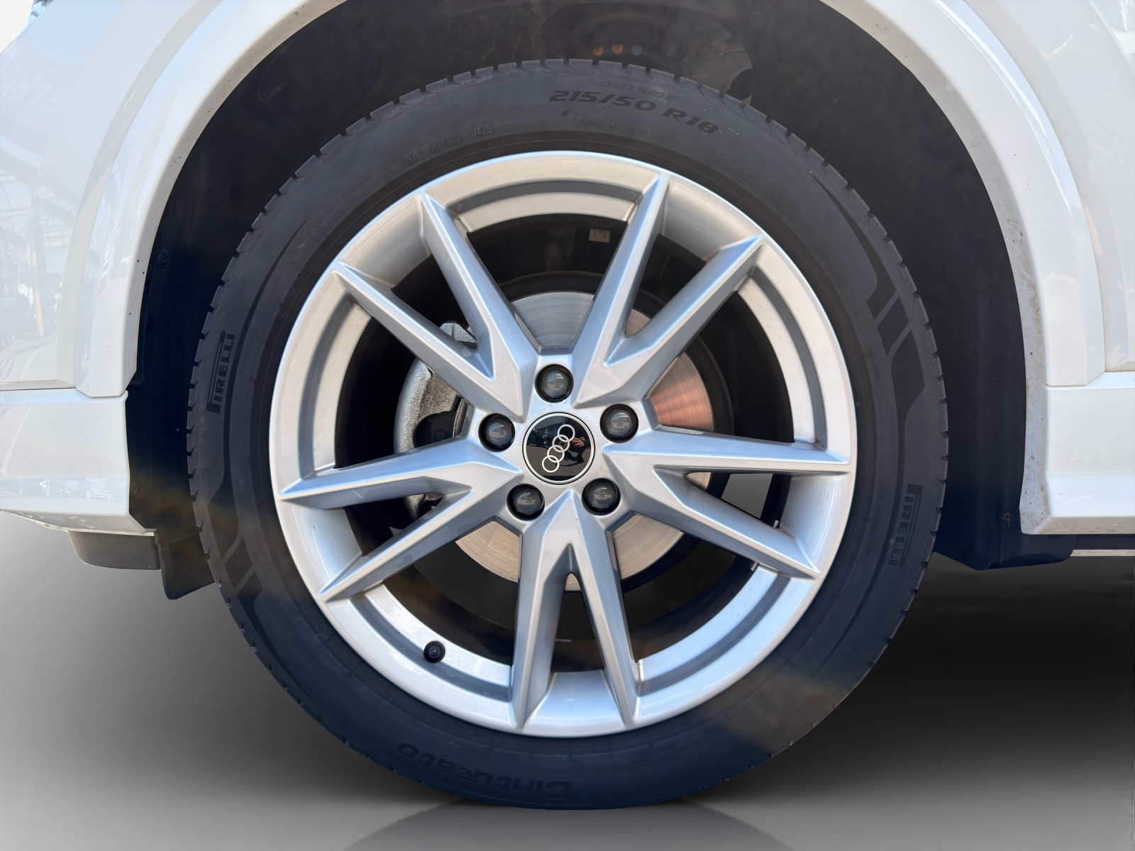 AUDI Q2 35 TFSI S line S-tronic-image-13