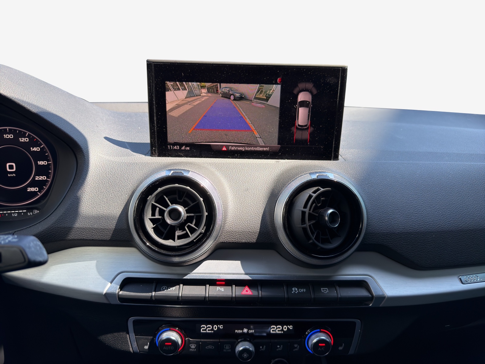 AUDI Q2 35 TFSI S line S-tronic-image-10