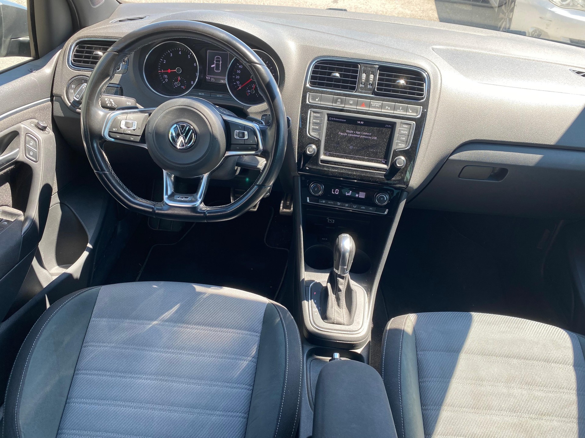VW Polo 1.0 TSI 110 BlueMT Comf. DSG-image-8