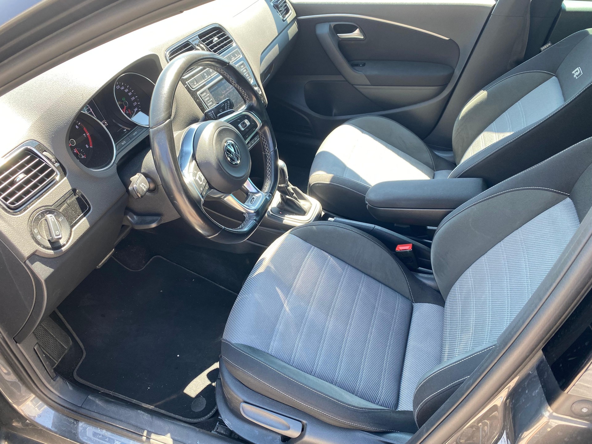VW Polo 1.0 TSI 110 BlueMT Comf. DSG-image-9