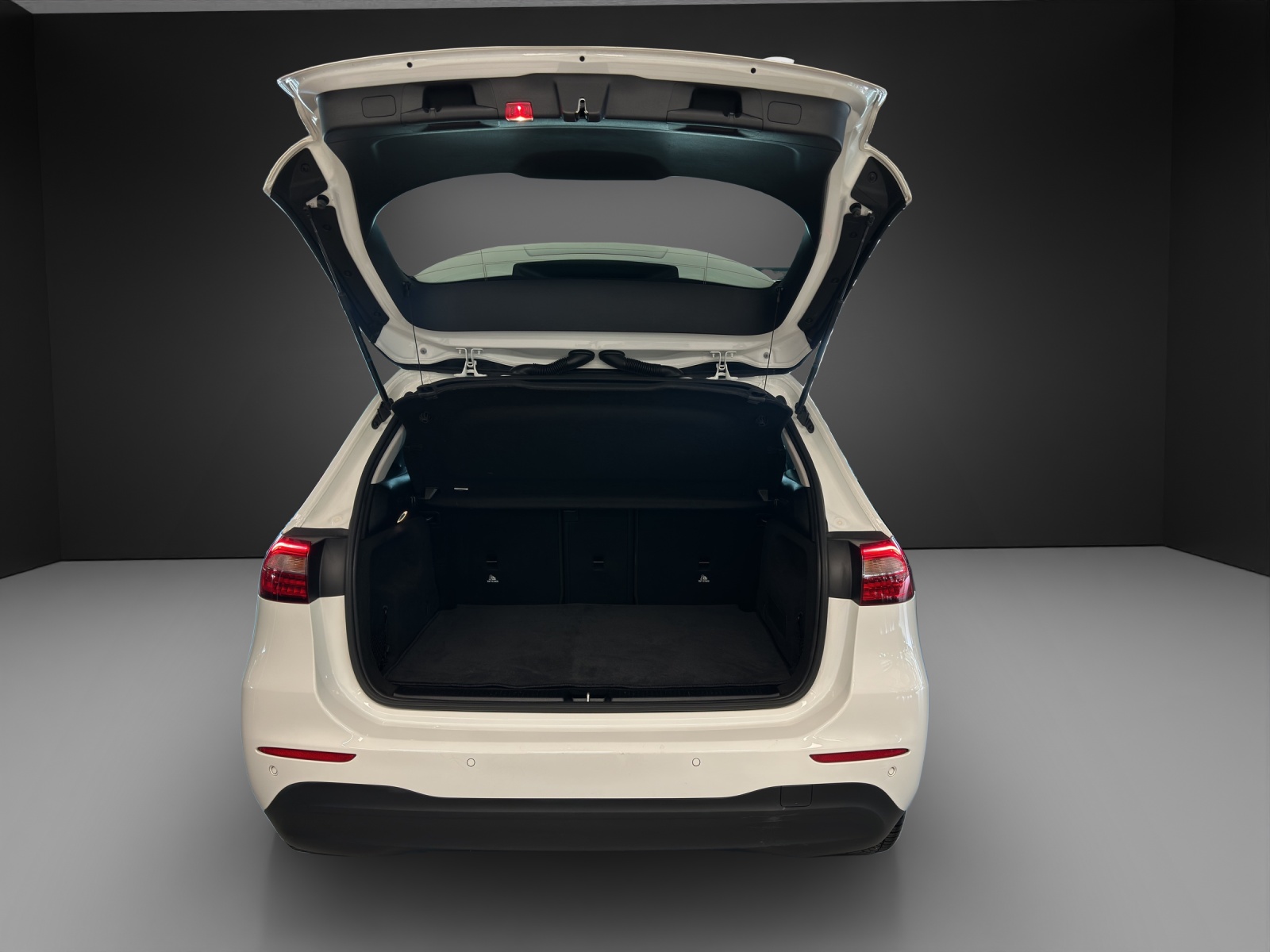 MERCEDES-BENZ B 180-image-6