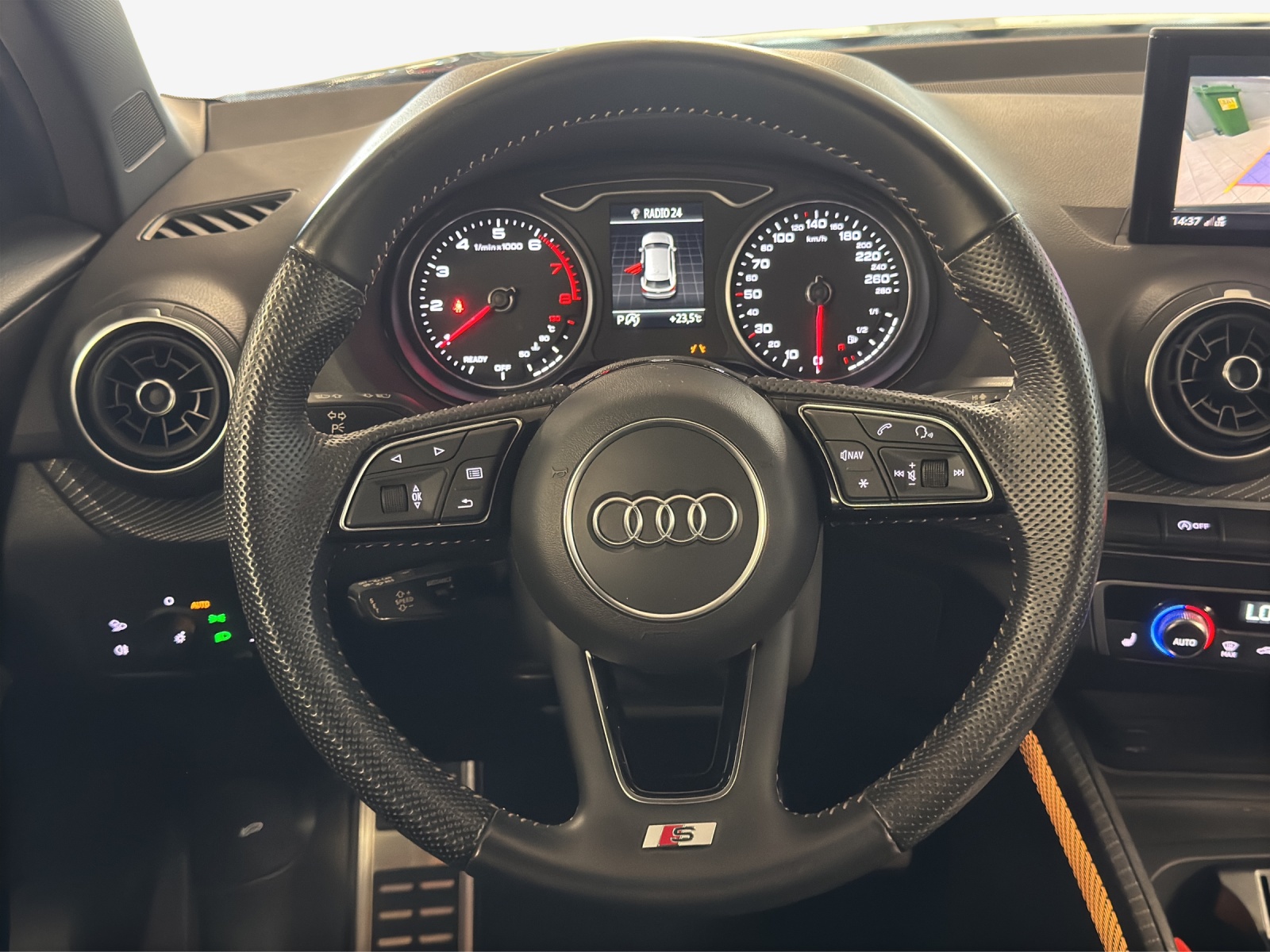 AUDI Q2 35 TFSI Sport S-tronic-image-9