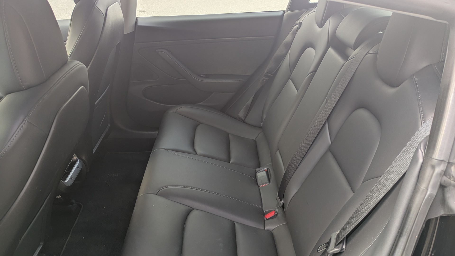 TESLA Model 3 Long Range Dual Motor AWD-image-5