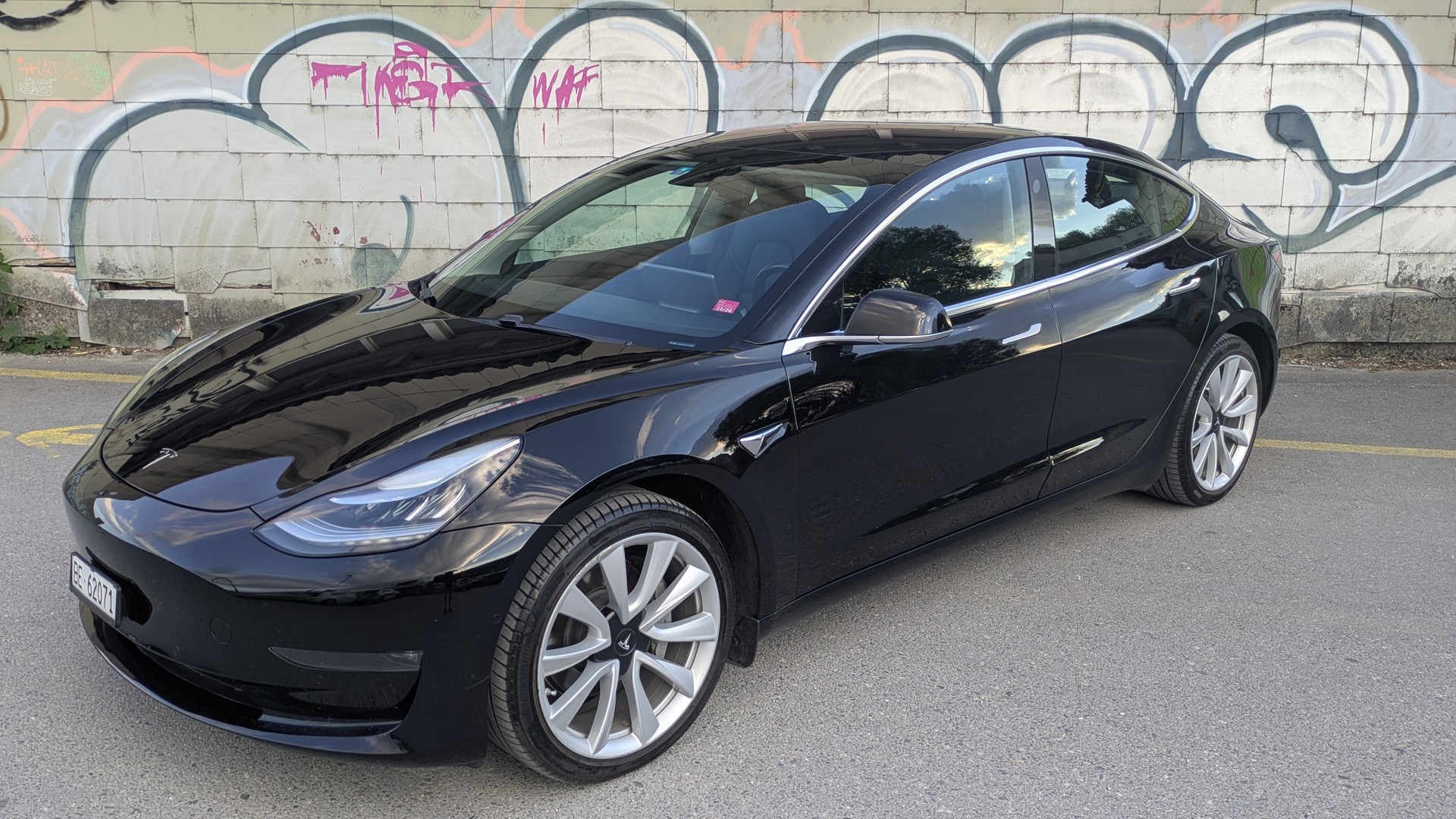 TESLA Model 3 Long Range Dual Motor AWD-image-0