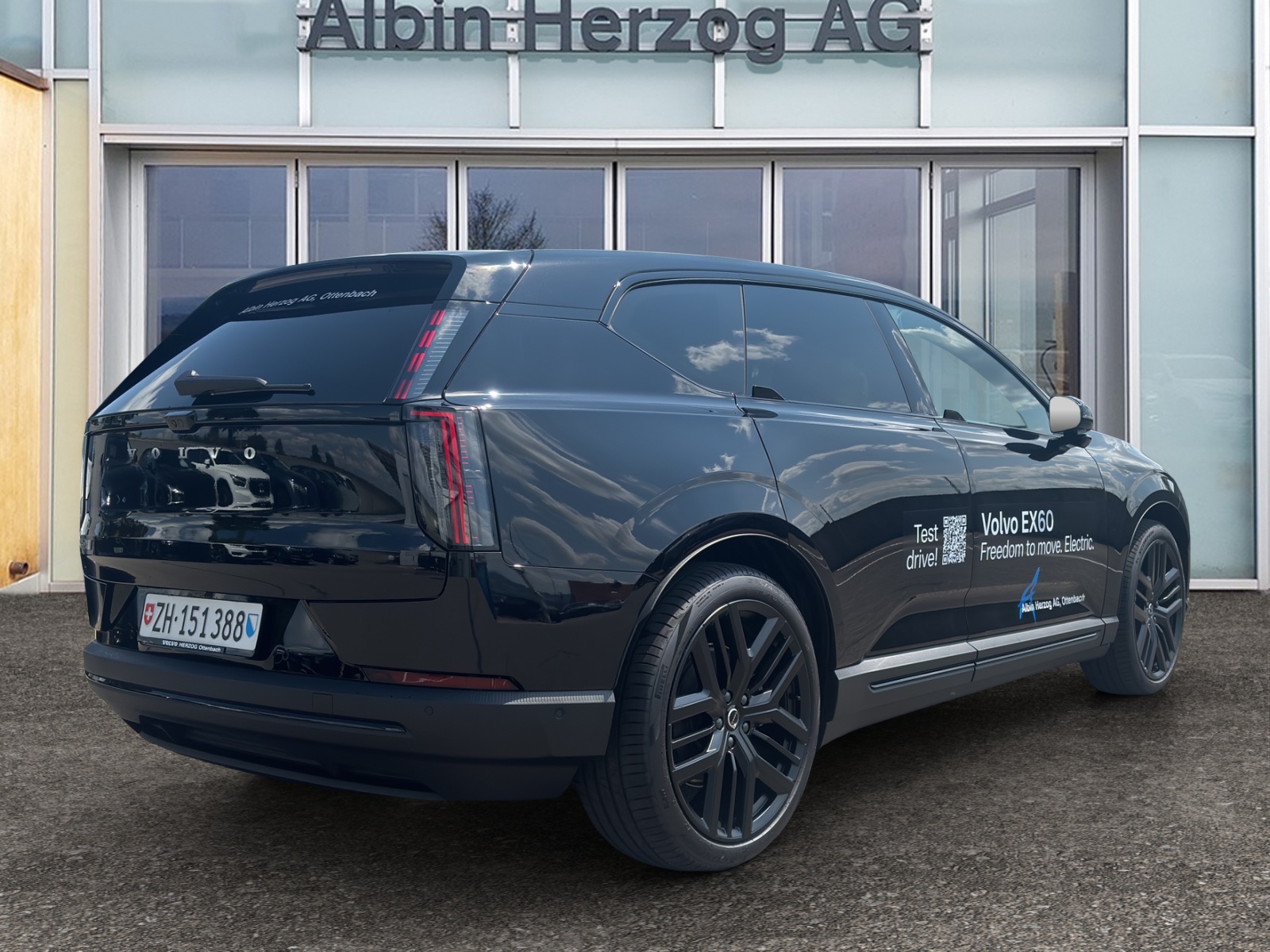VOLVO EX60 Twin Ultra AWD-showroom-element-3