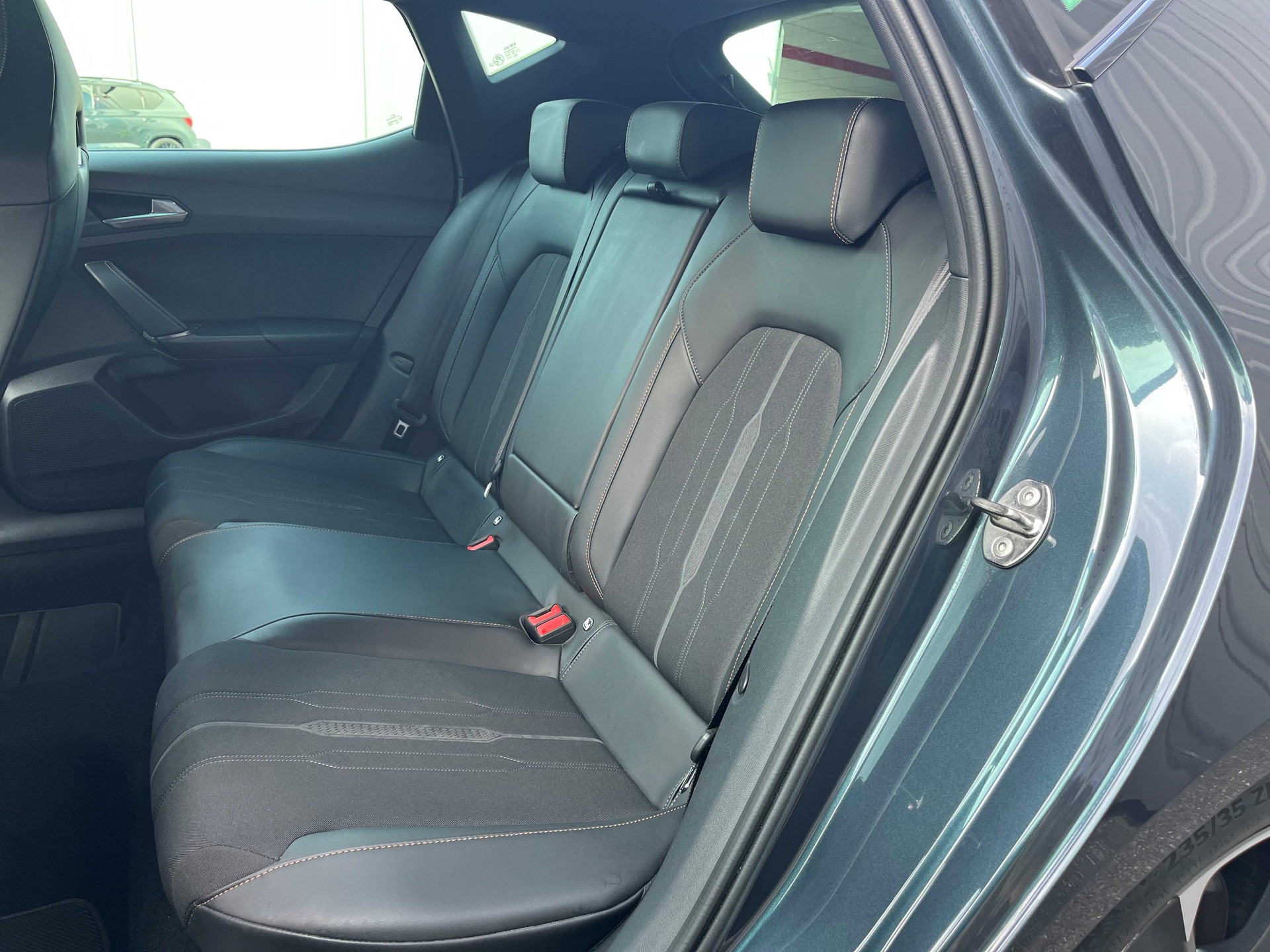 CUPRA LEON VZ 2.0 TSI DSG-image-6