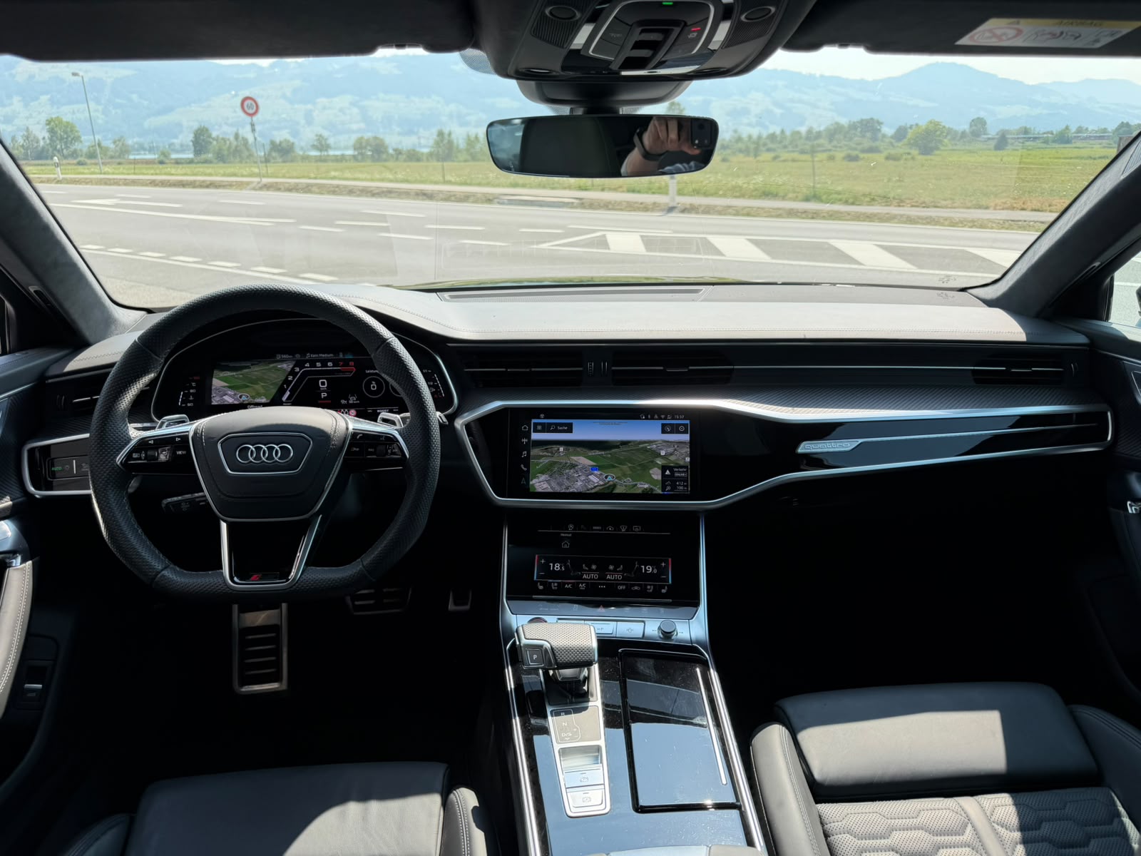 AUDI RS6 Avant 4.0 TFSI V8 Performance quattro-image-9