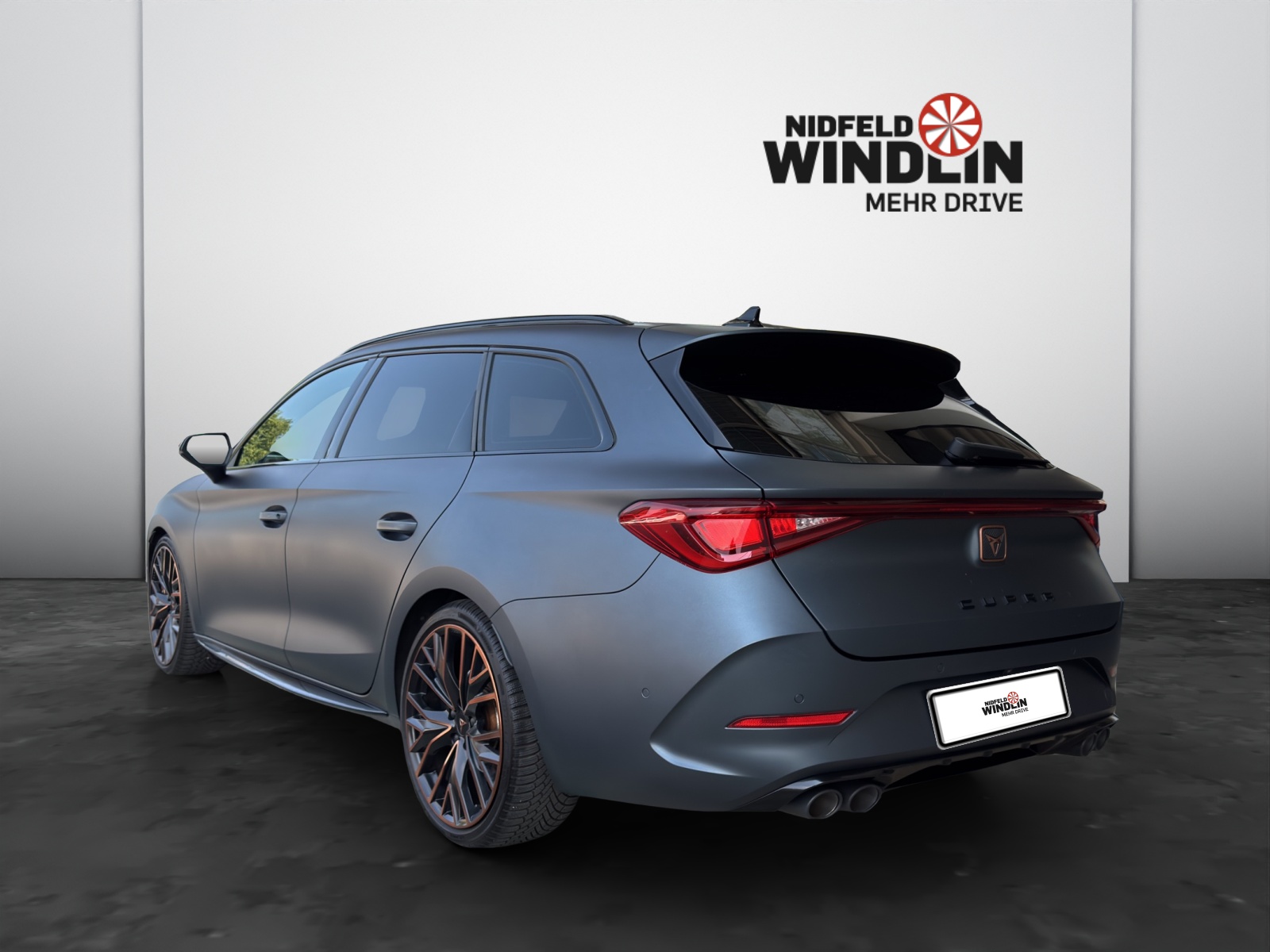 CUPRA Leon ST 2.0 TSI 310 VZ 4Drive DSG-image-3