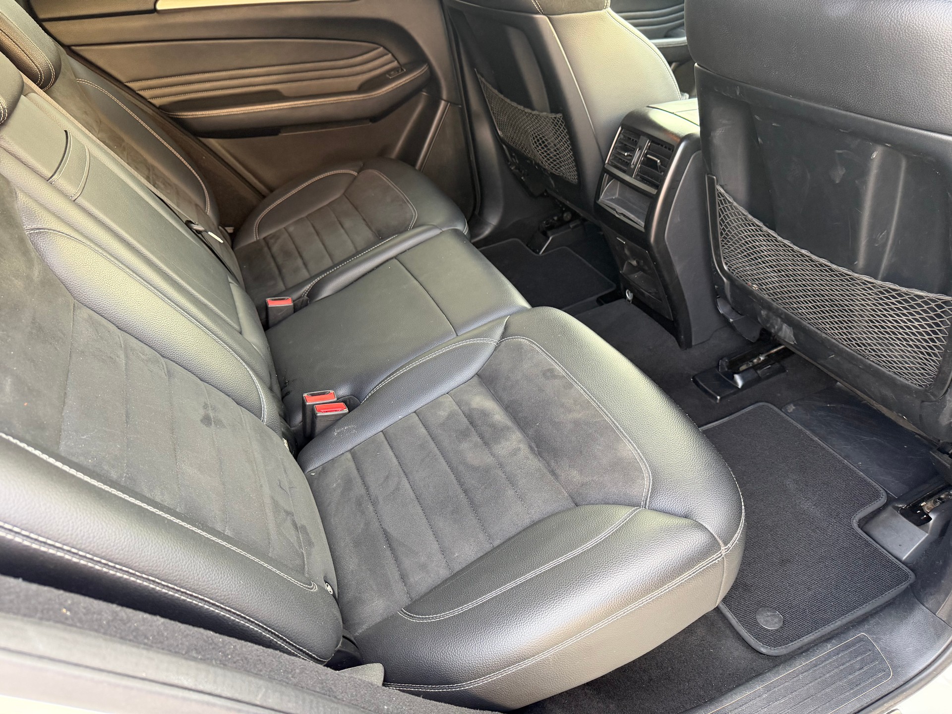 MERCEDES-BENZ ML 250 BlueTEC Edition 4Matic 7G-Tronic-image-12