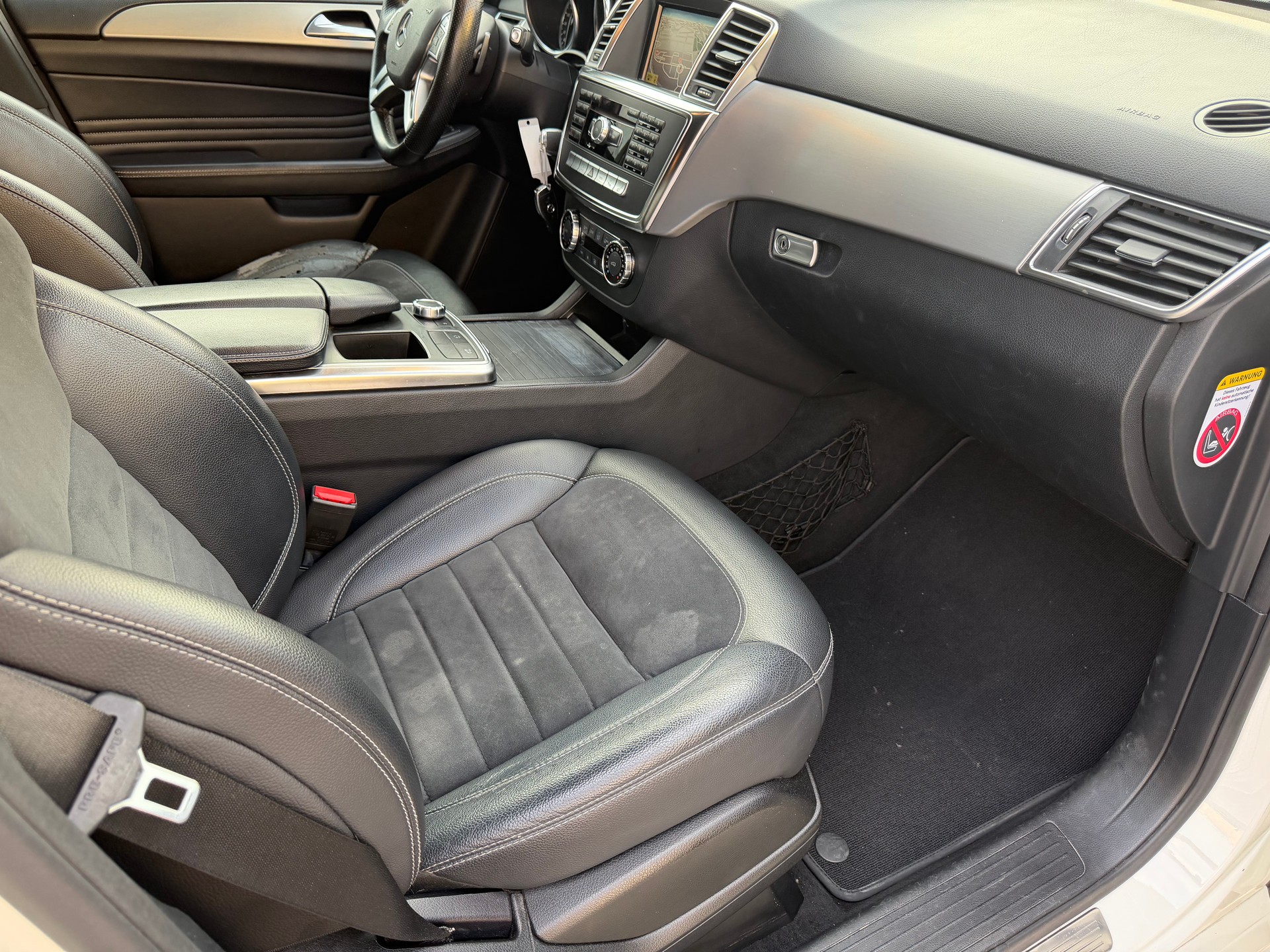 MERCEDES-BENZ ML 250 BlueTEC Edition 4Matic 7G-Tronic-image-13