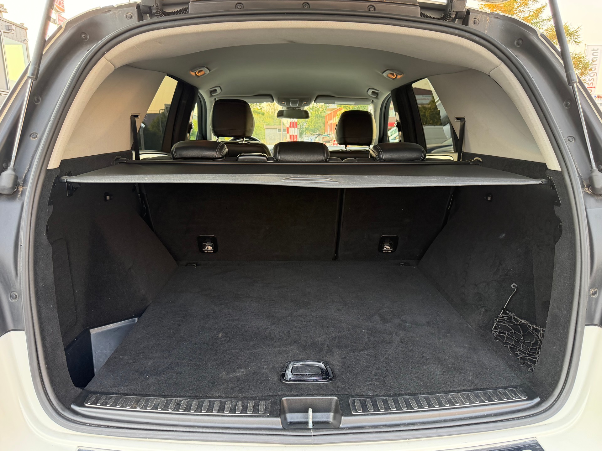 MERCEDES-BENZ ML 250 BlueTEC Edition 4Matic 7G-Tronic-image-11
