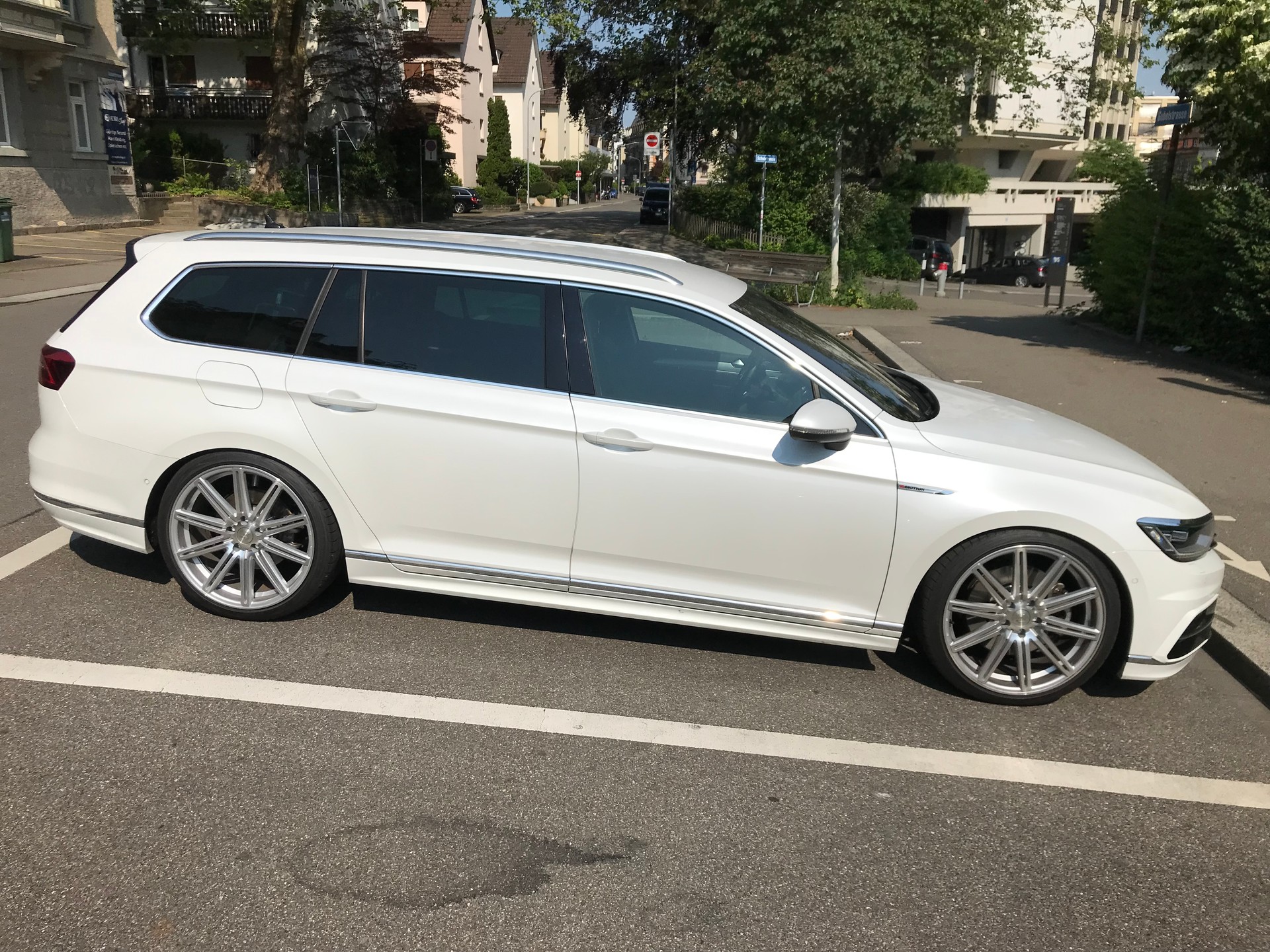 VW 2.0 TSI Highline DSG 4m-image-1