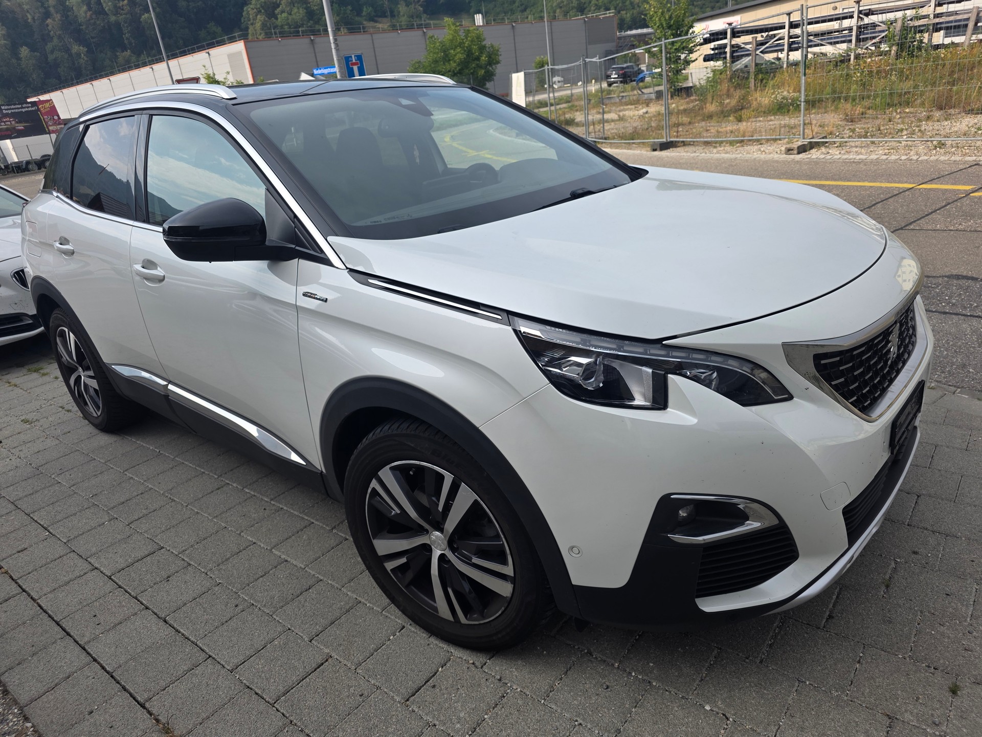 PEUGEOT 3008 1.6 THP GT Line EAT-image-3