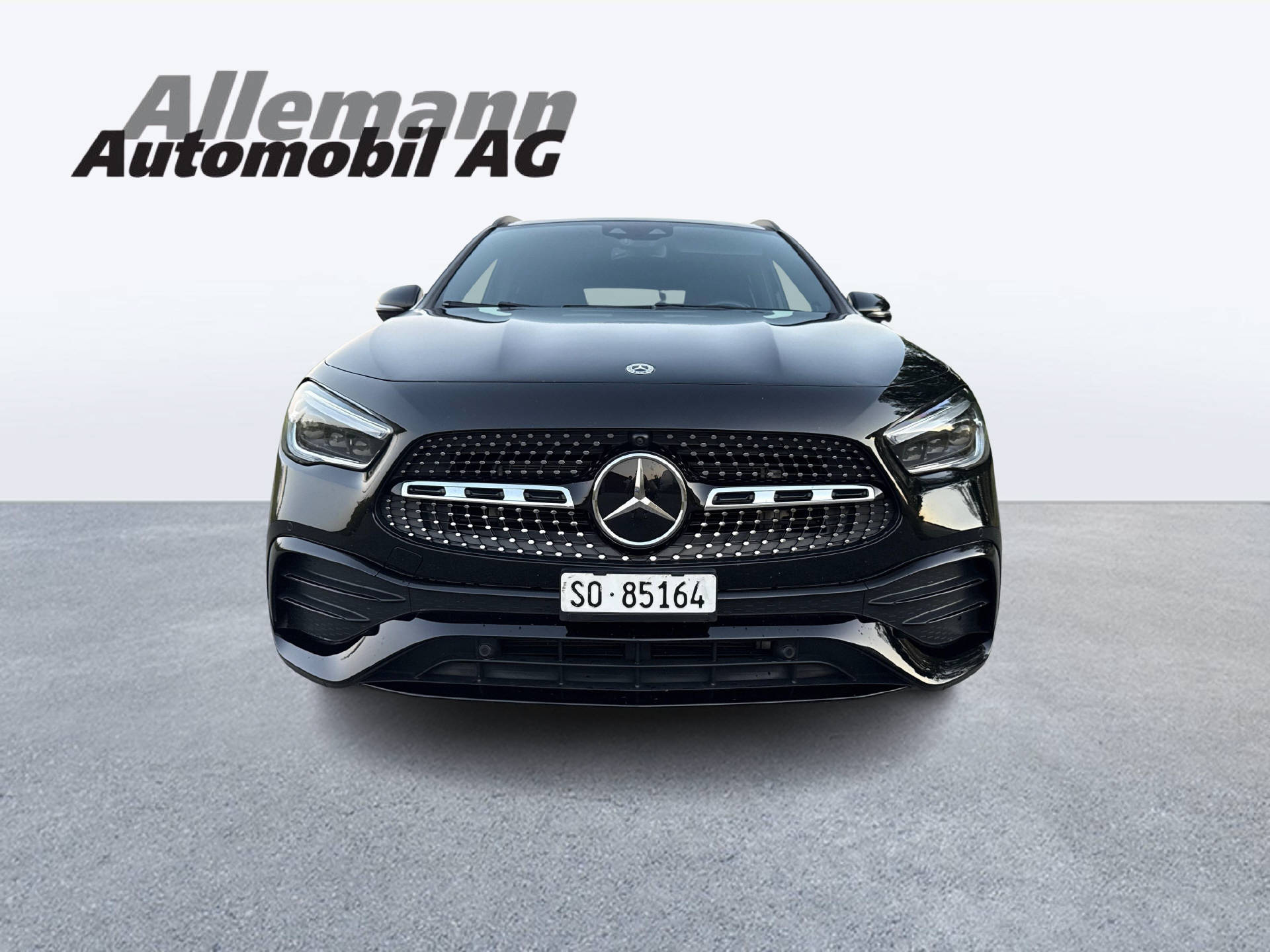 MERCEDES-BENZ GLA 220 d AMG Line 4matic-image-8