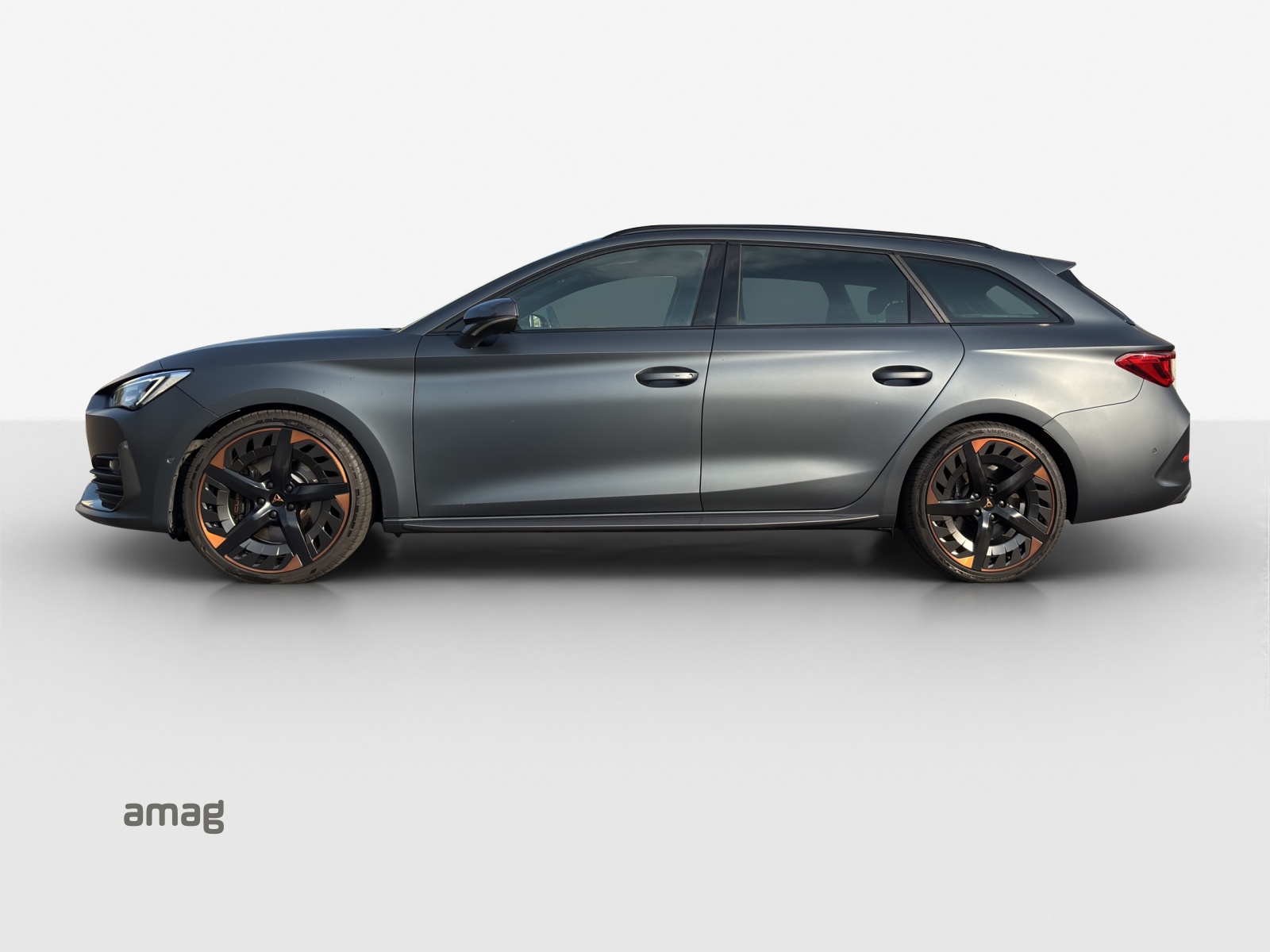CUPRA LEON ST 2.0 TSI VZ DSG 4Drive-image-1