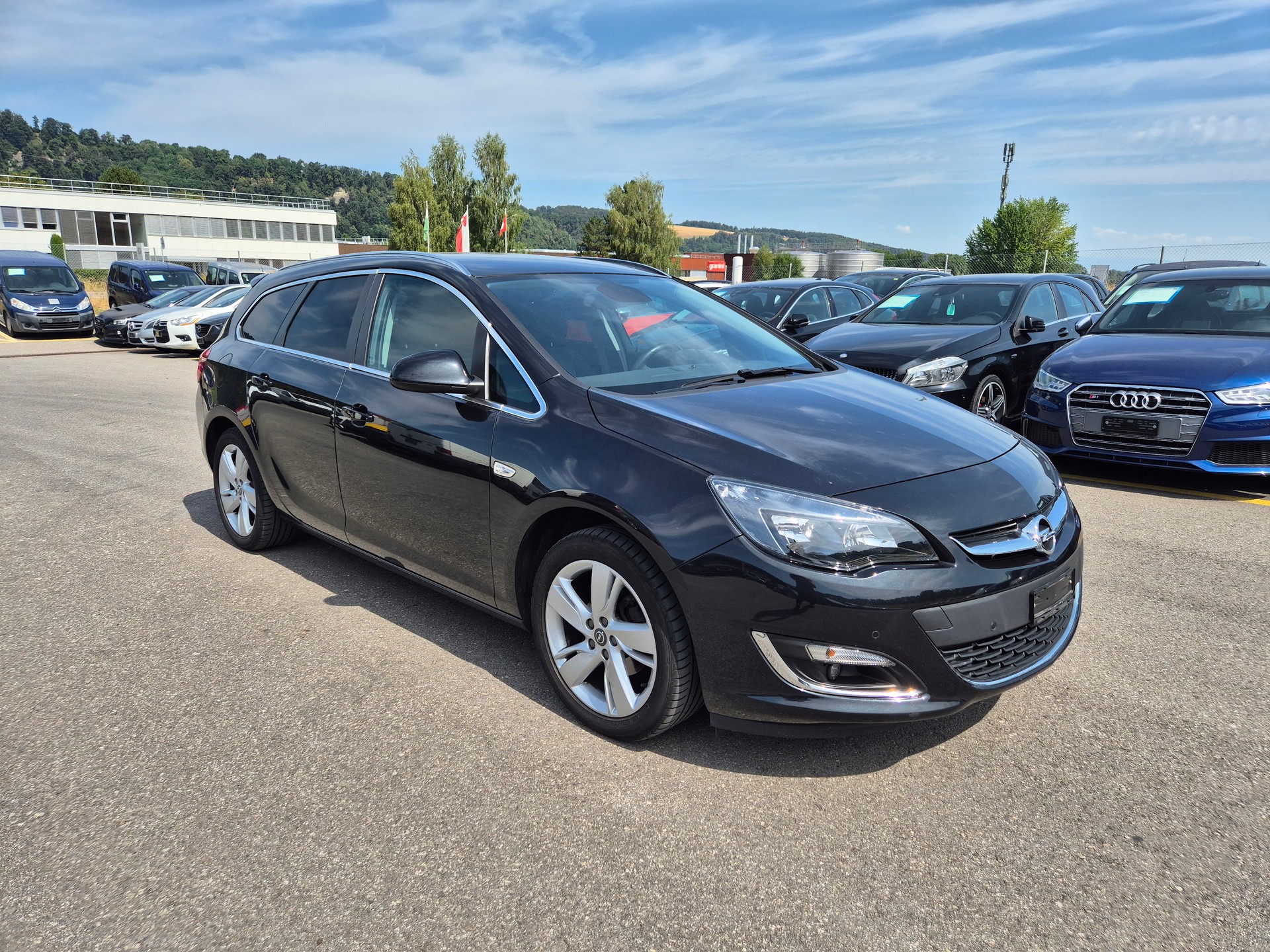 OPEL Astra SportsTourer 1.4i 16V Turbo Sport-image-14