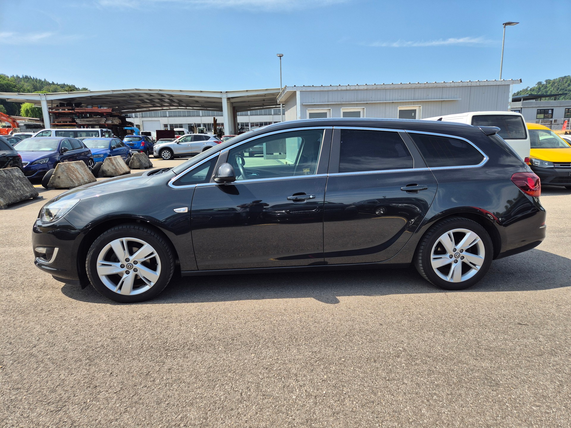 OPEL Astra SportsTourer 1.4i 16V Turbo Sport-image-10