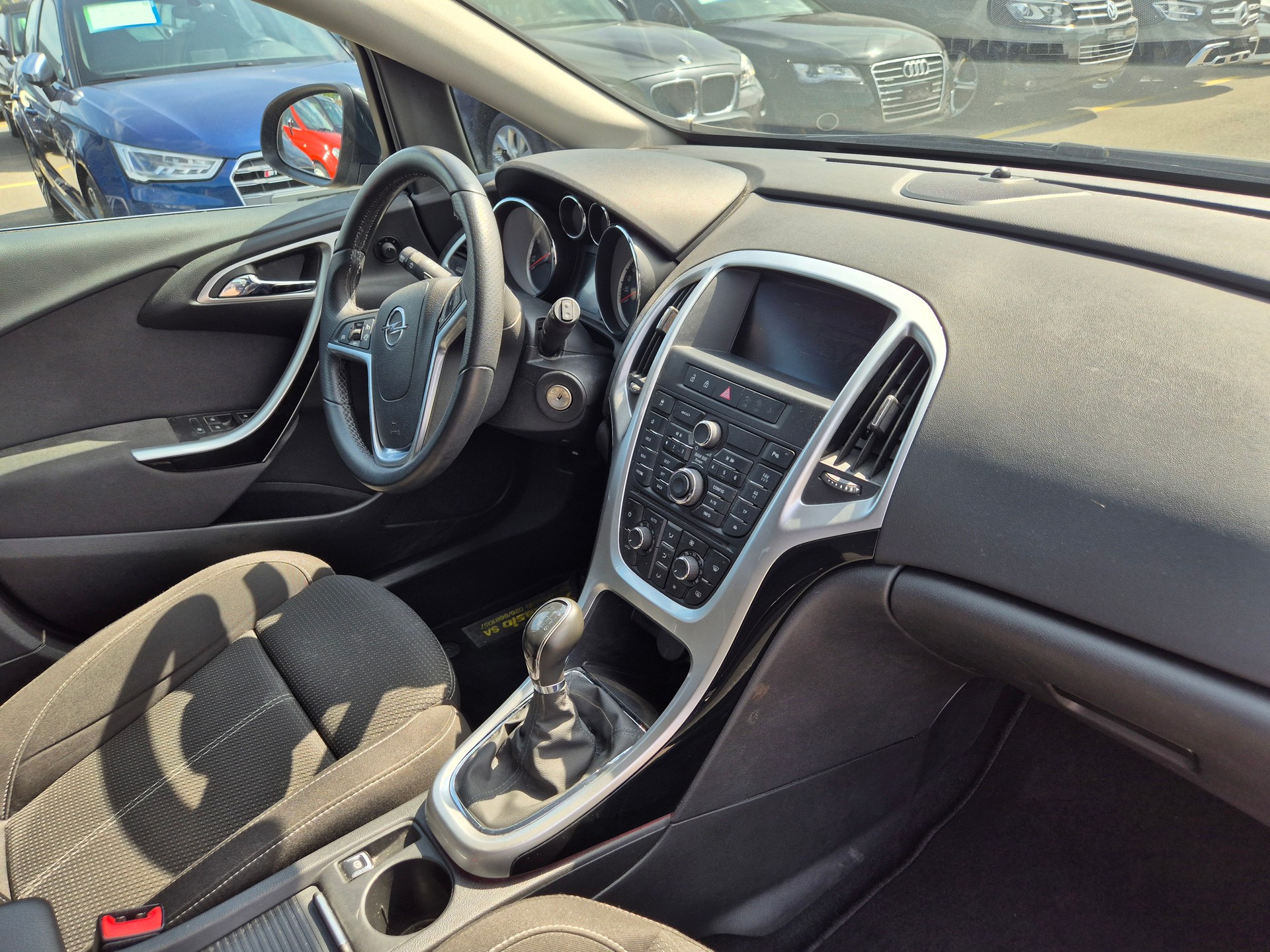 OPEL Astra SportsTourer 1.4i 16V Turbo Sport-image-7
