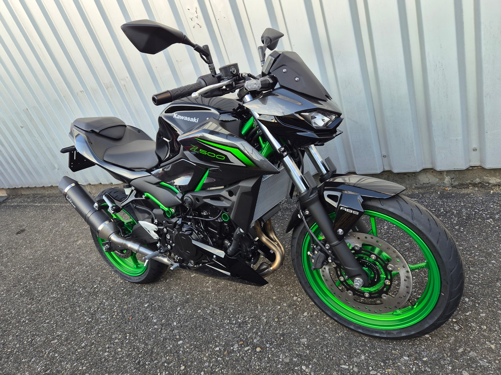 KAWASAKI Z 500 SE-showroom-element-1