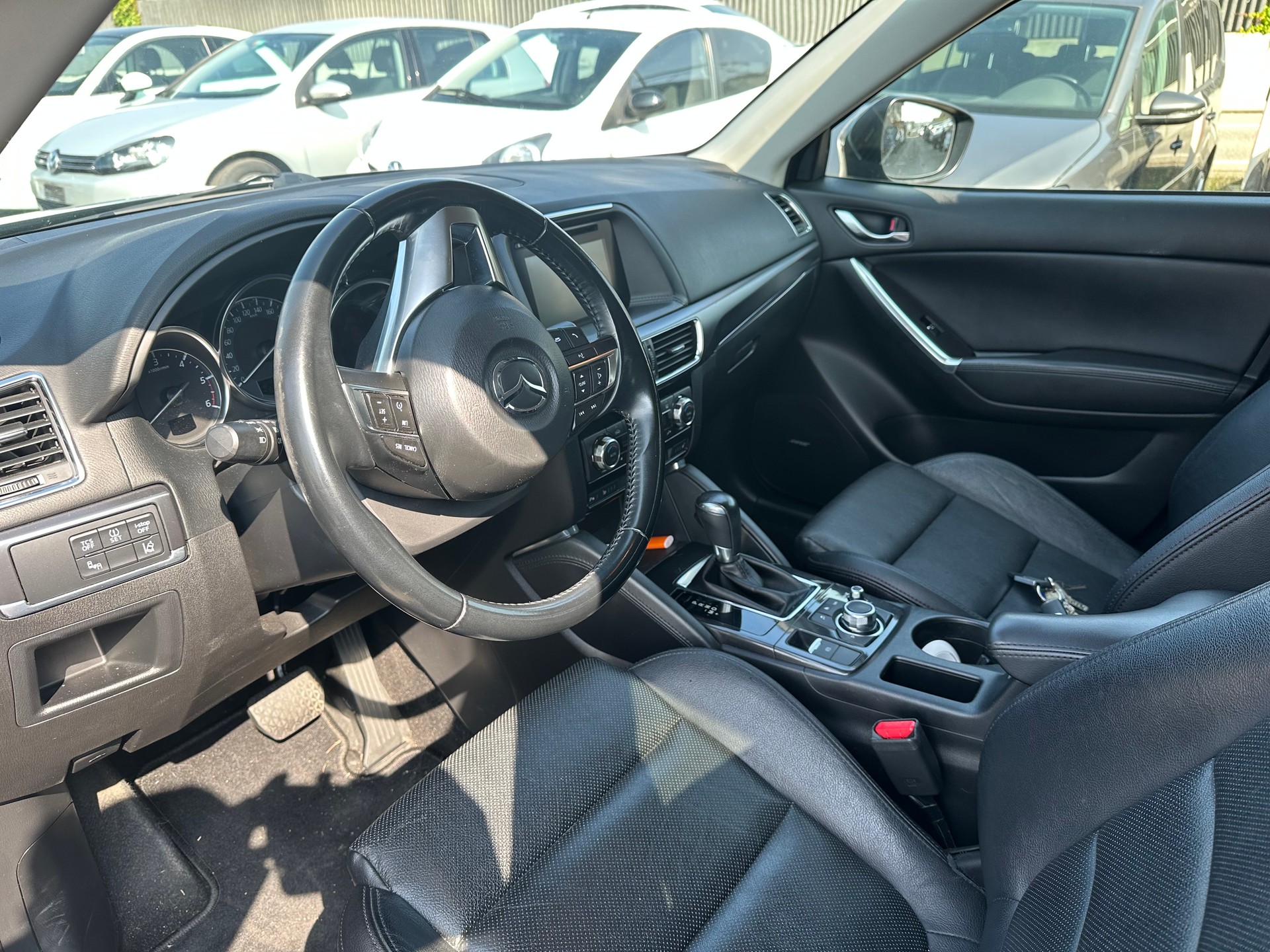 MAZDA CX-5 2.2 D HP Revolution AWD Automatic-image-6