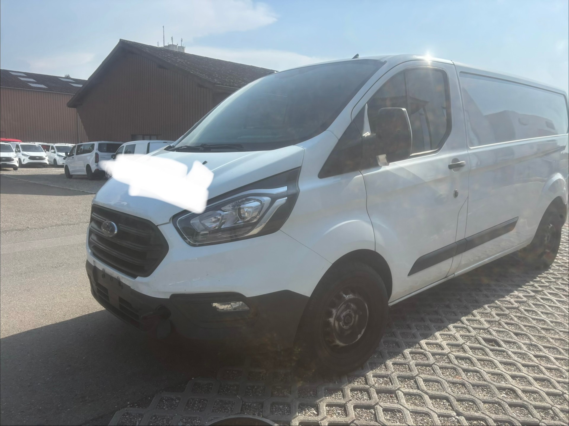 FORD Transit Custom Van 320 L2H1 Limited-image-3