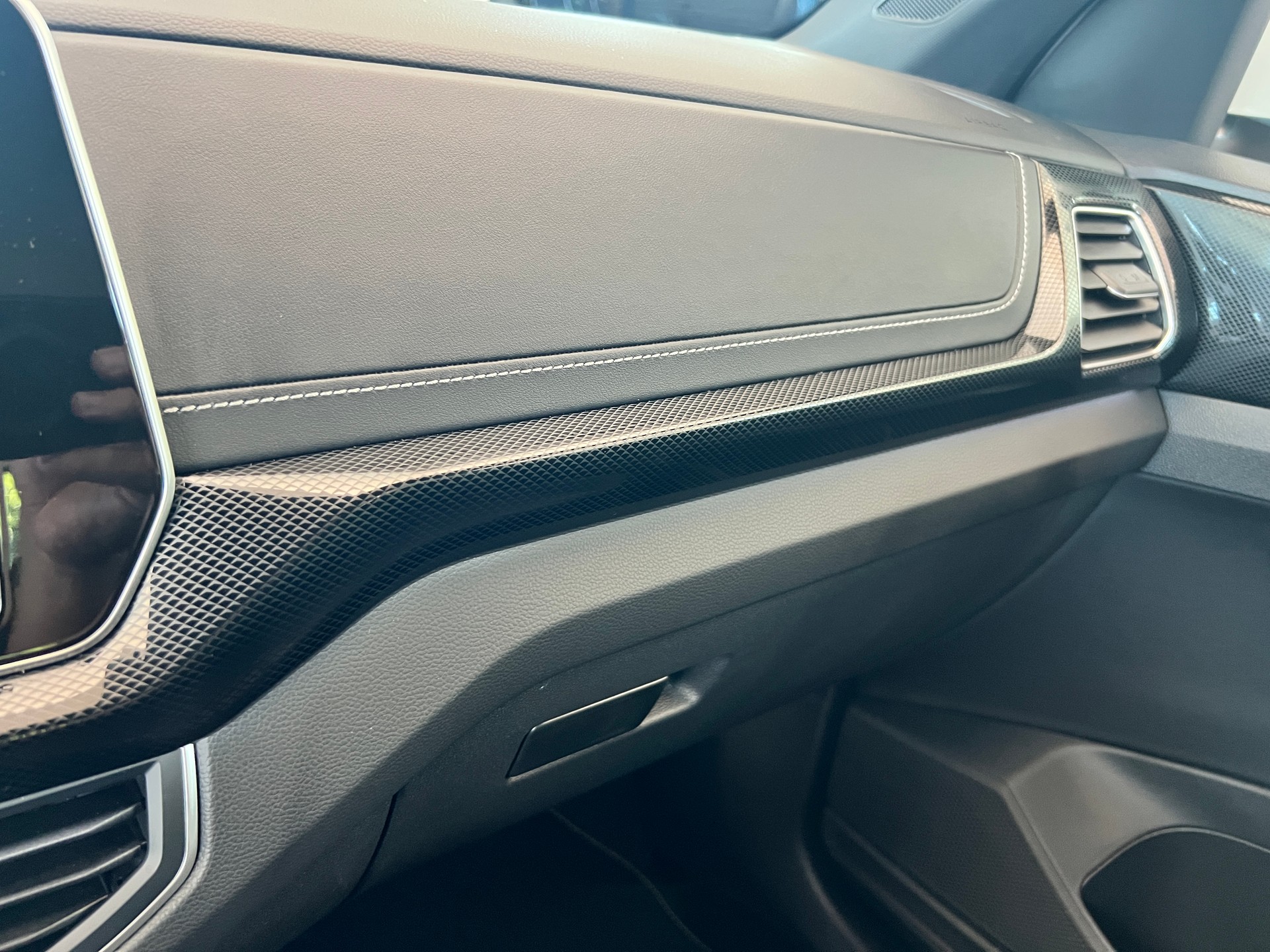 VW T-Cross 1.5 TSI EVO ACT R-Line DSG-image-26