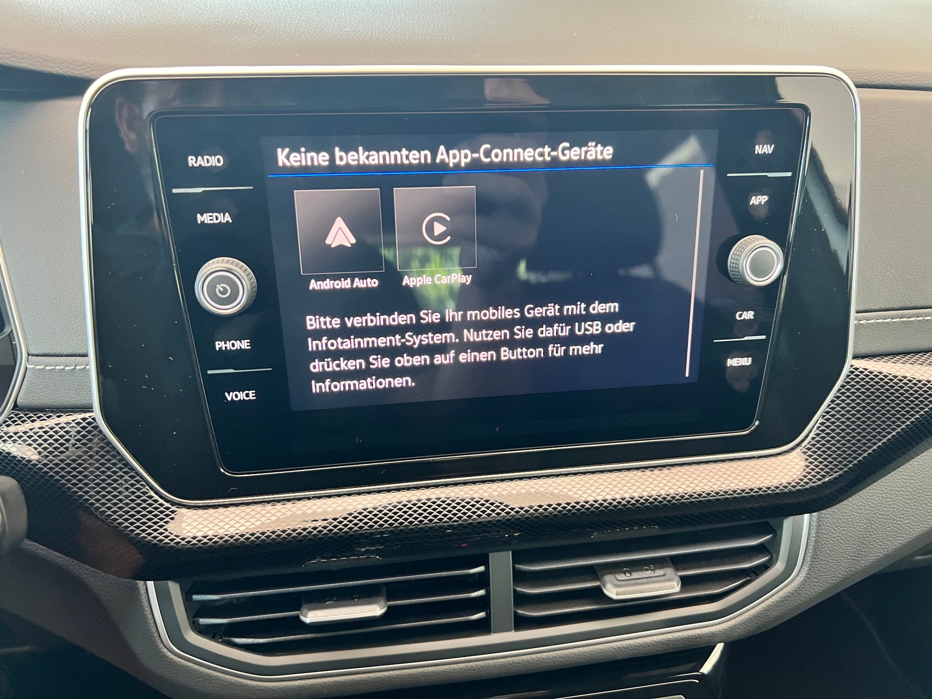 VW T-Cross 1.5 TSI EVO ACT R-Line DSG-image-22