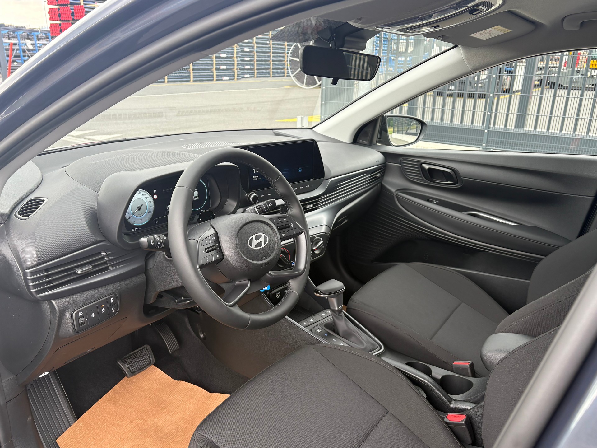 HYUNDAI i20 1.0 T-GDi Amplia GO! DCT-image-8