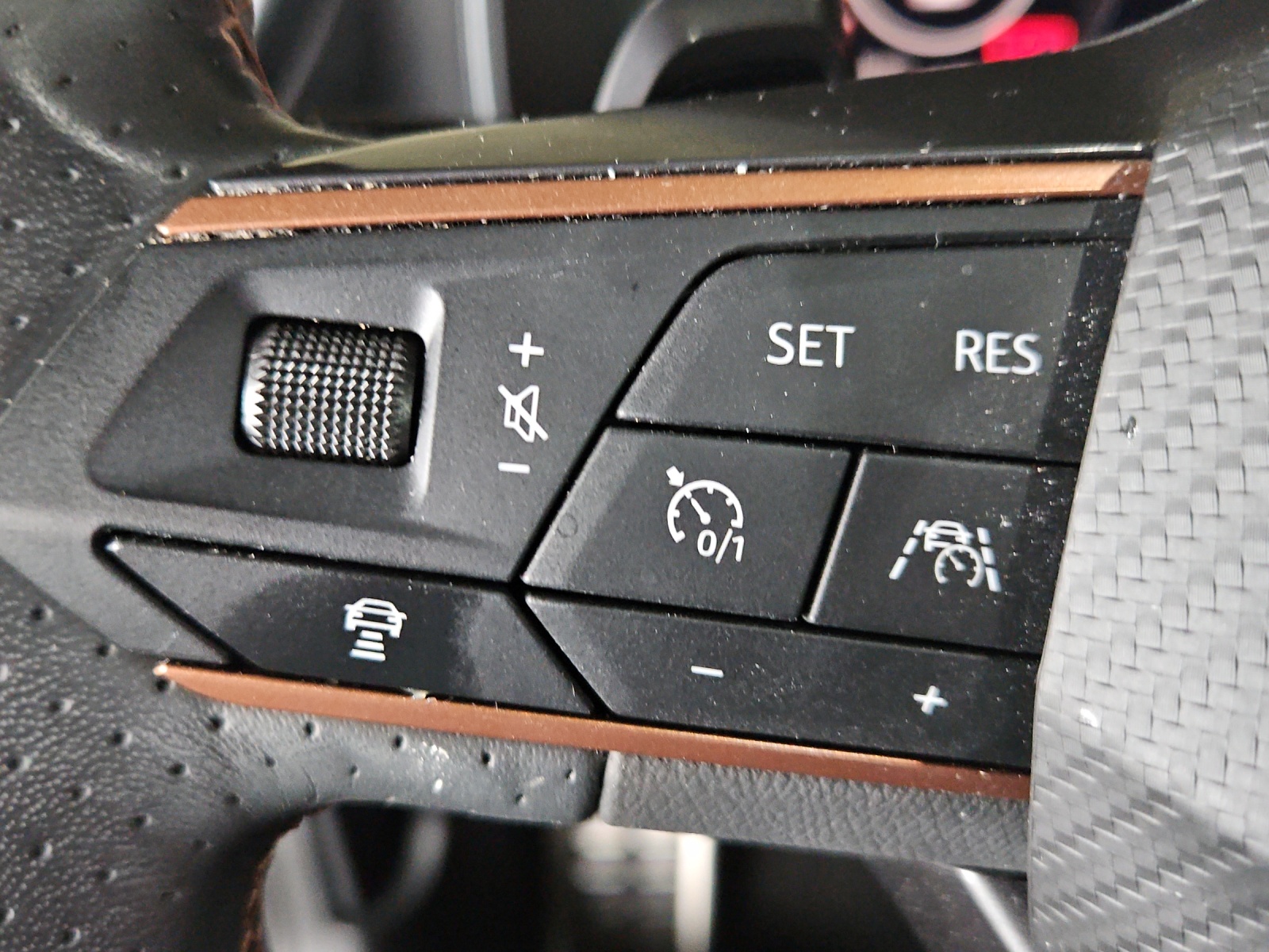CUPRA Formentor 2.0TSI VZ DSG-image-12