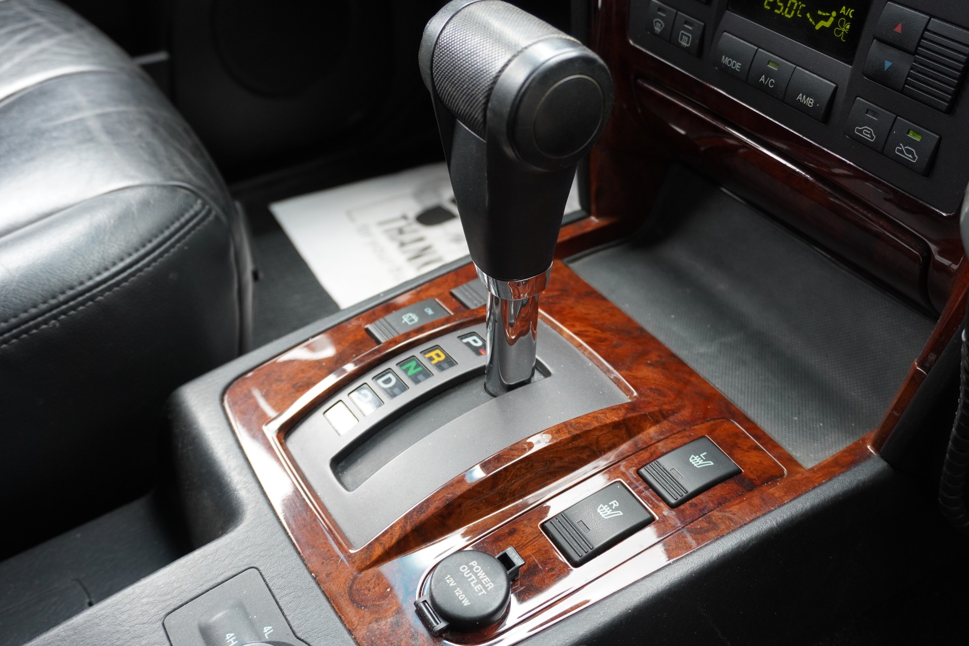 HYUNDAI Terracan 2.9 CRDi Swiss Edition Automatic-image-10