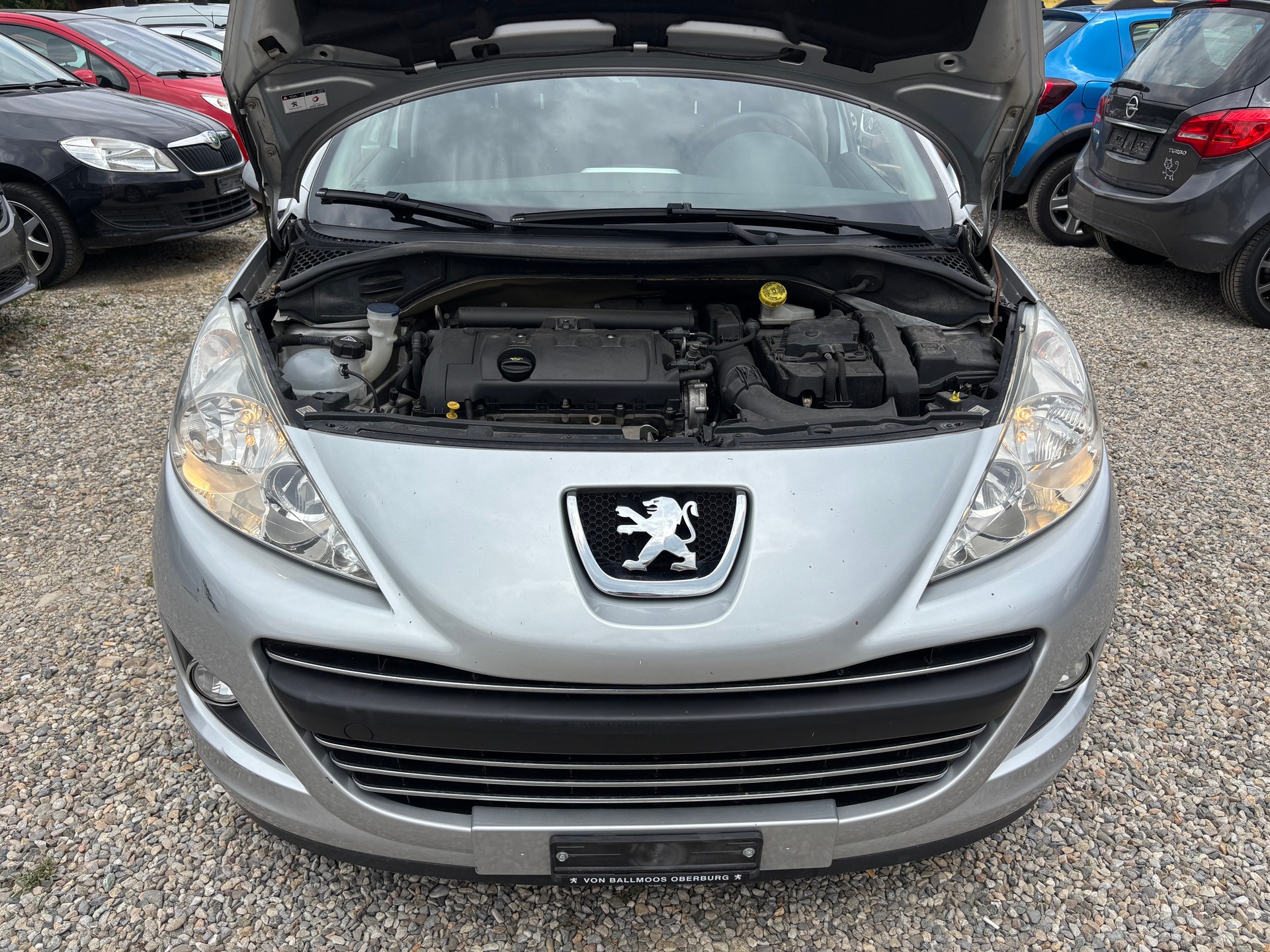 PEUGEOT 207 1.6 16V Sport-image-12