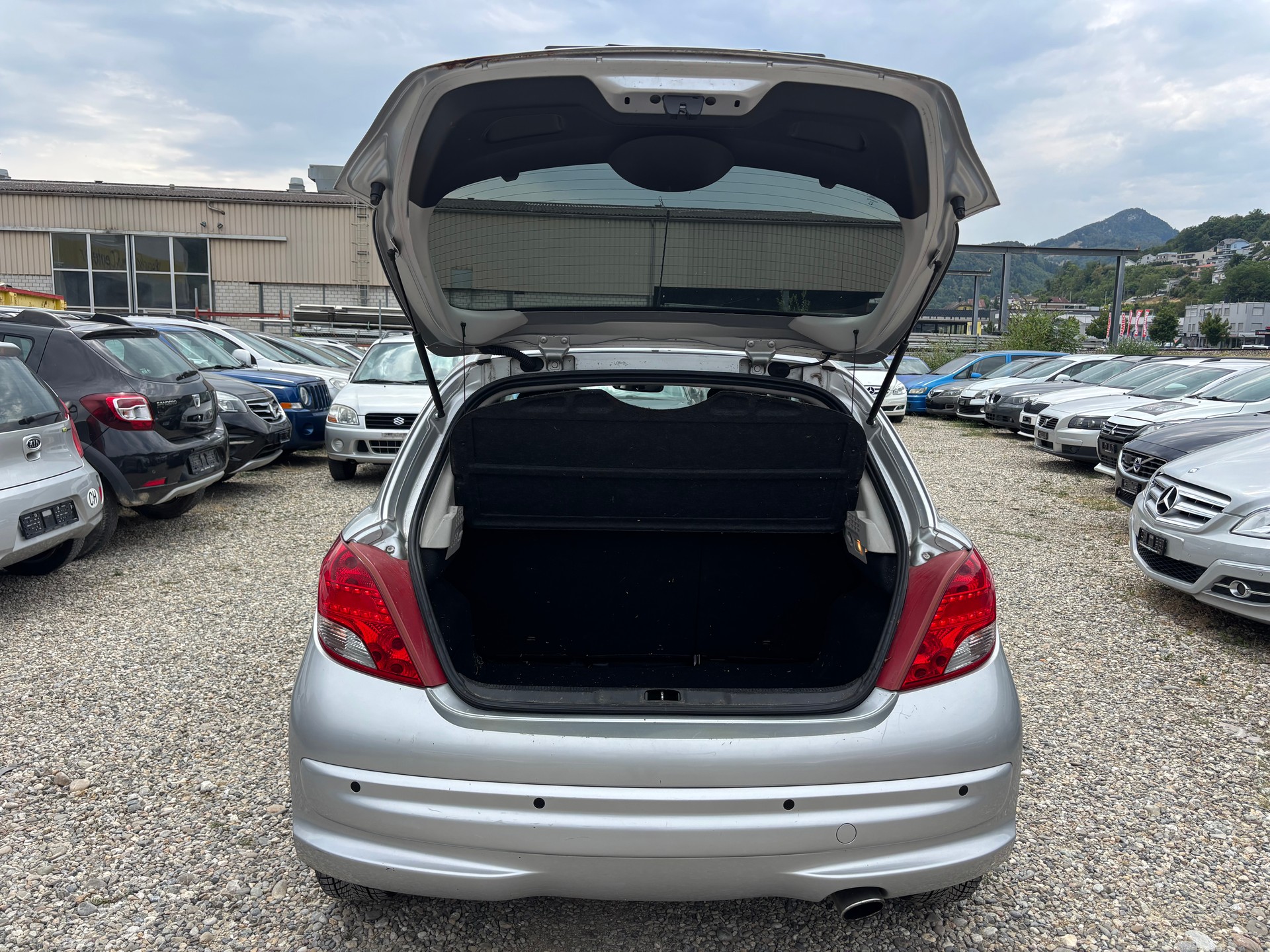 PEUGEOT 207 1.6 16V Sport-image-6