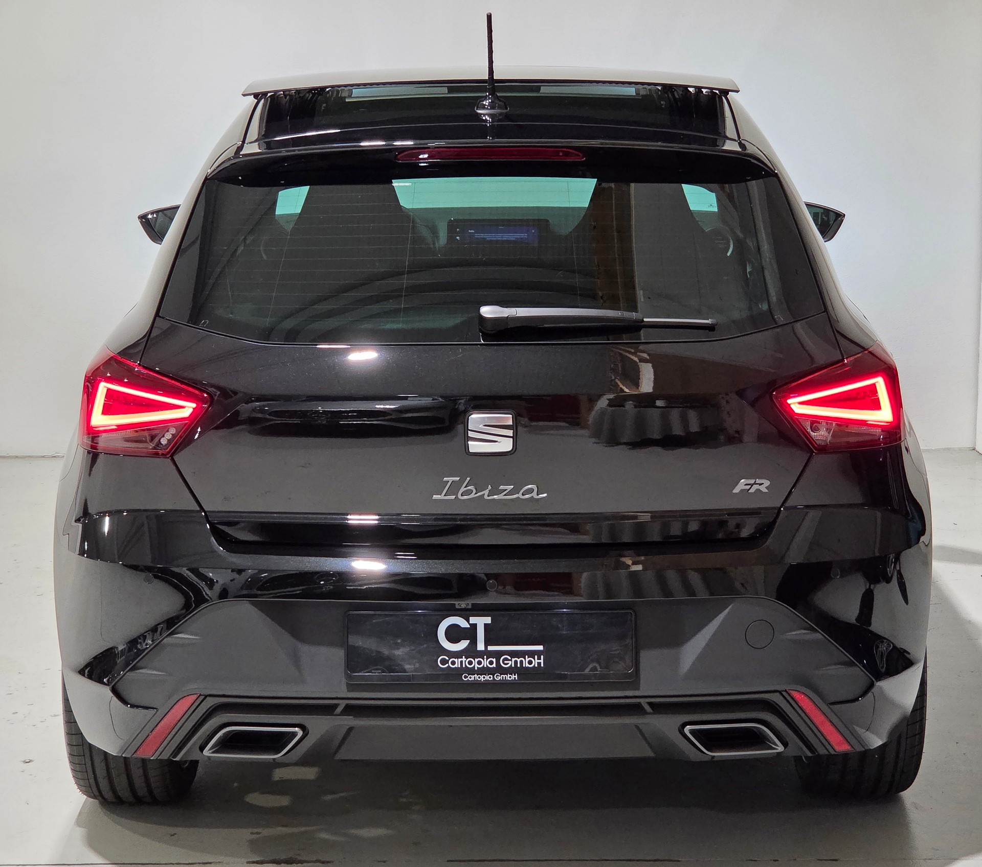 SEAT Ibiza 1.5 EcoTSI Hola FR DSG-image-4