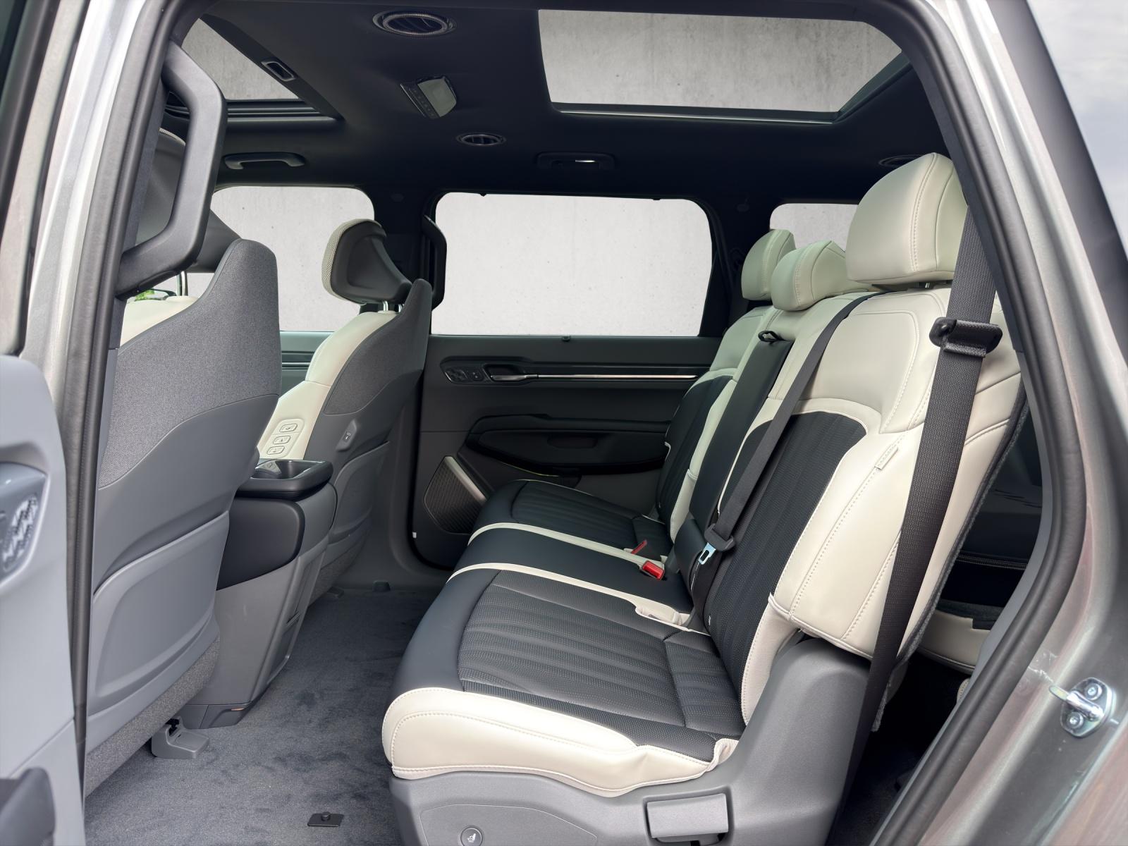 KIA EV9 99.8 kWh GT-Line 4x4-image-14