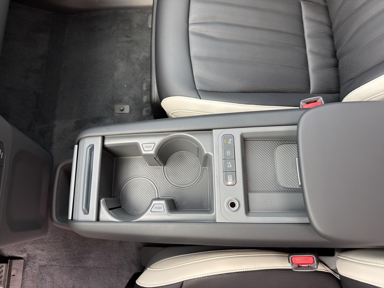 KIA EV9 99.8 kWh GT-Line 4x4-image-12